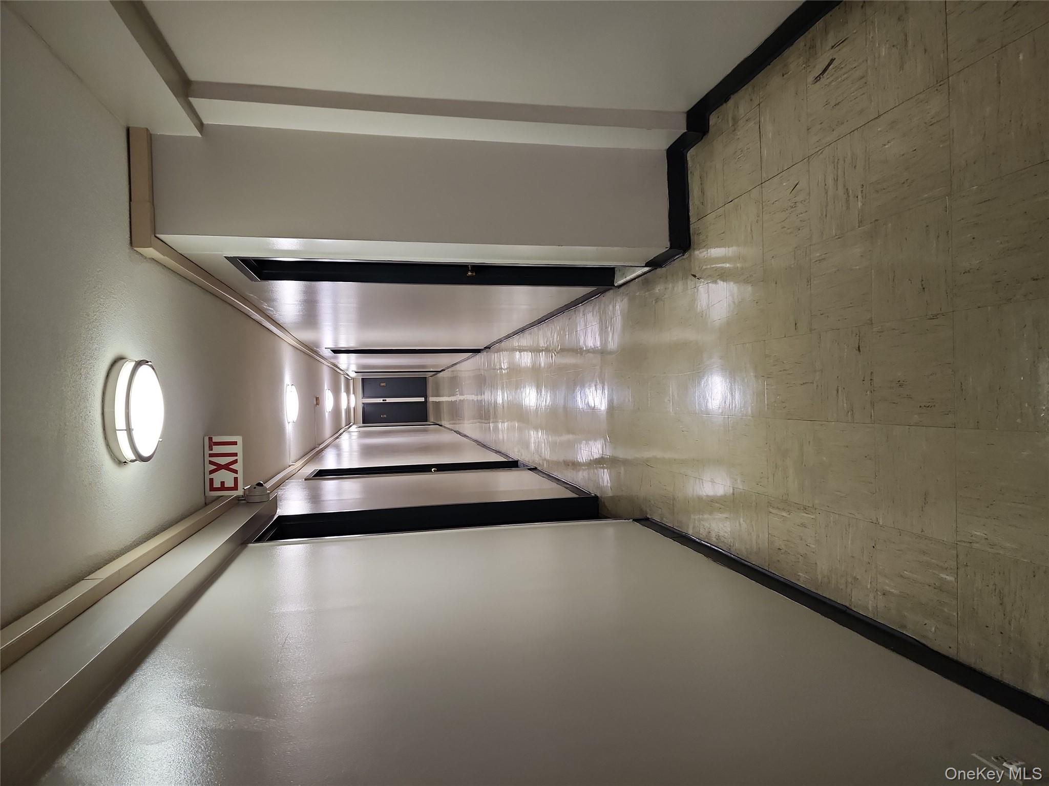 #15 photo, 2550 Olinville Avenue, ブロンクス区 Bronx , NY 10467