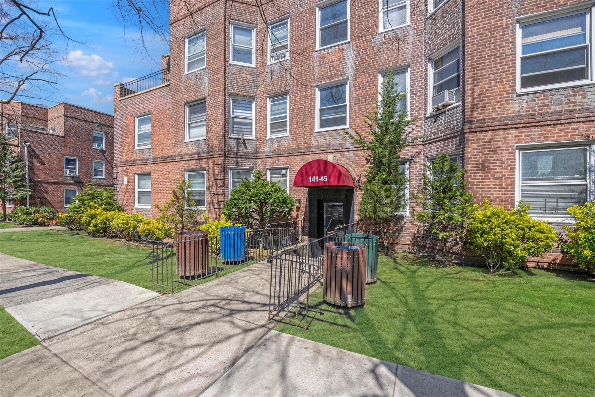 #12 photo, 141-45 78th Road, クイーンズ区 Kew Garden Hills , NY 11367