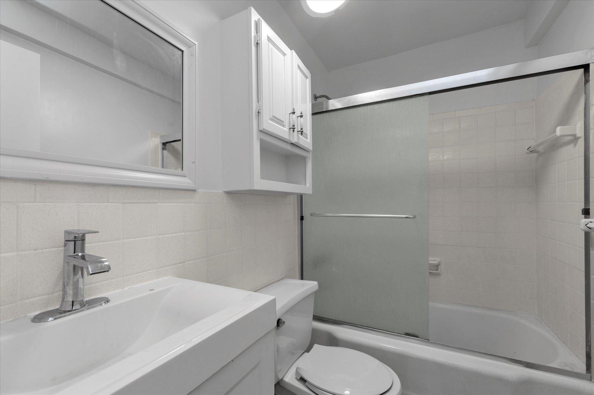 #18 photo, 35-20 Leverich Street, Jackson Heights , NY 11372