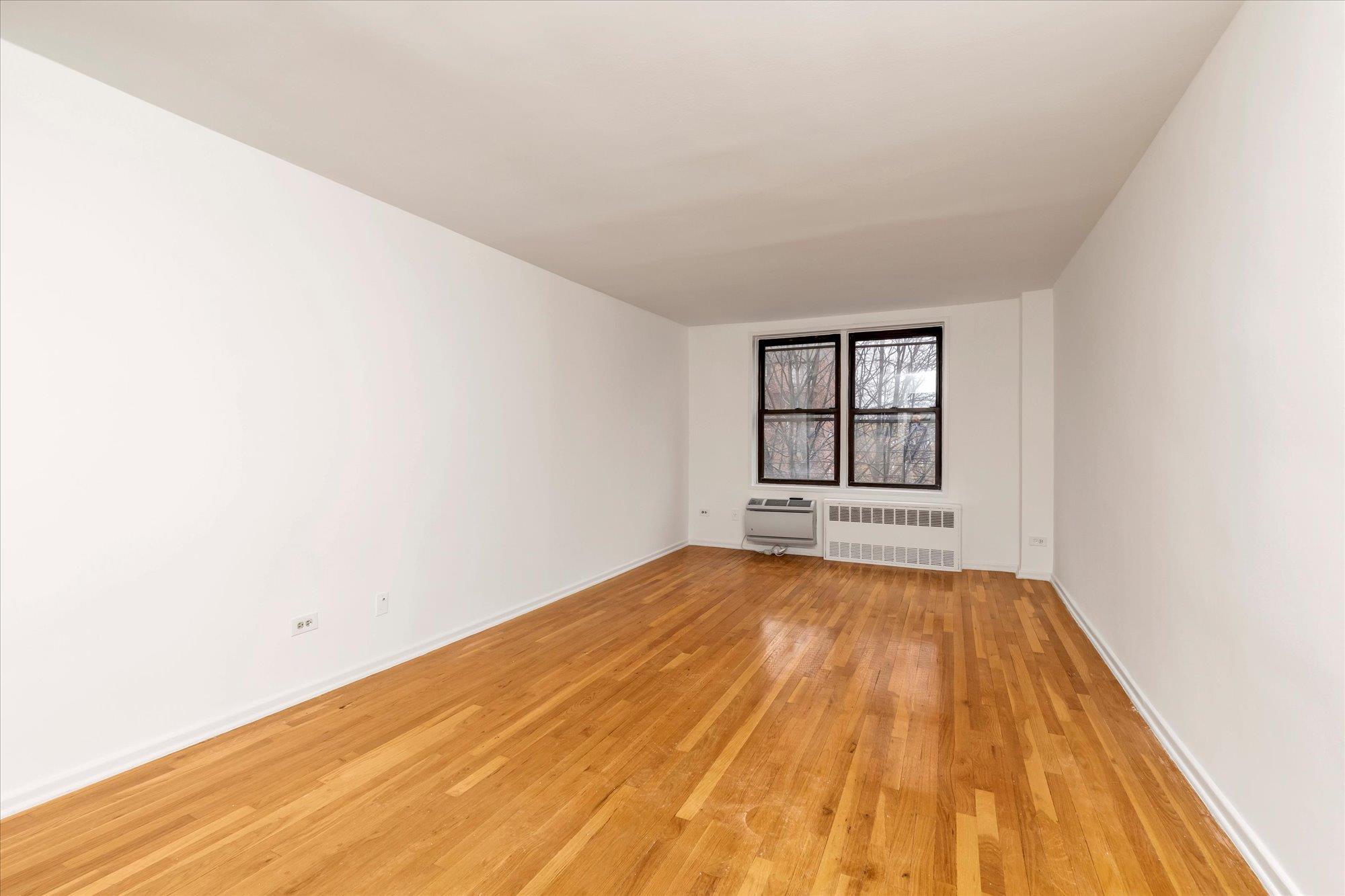 #8 photo, 35-20 Leverich Street, Jackson Heights , NY 11372