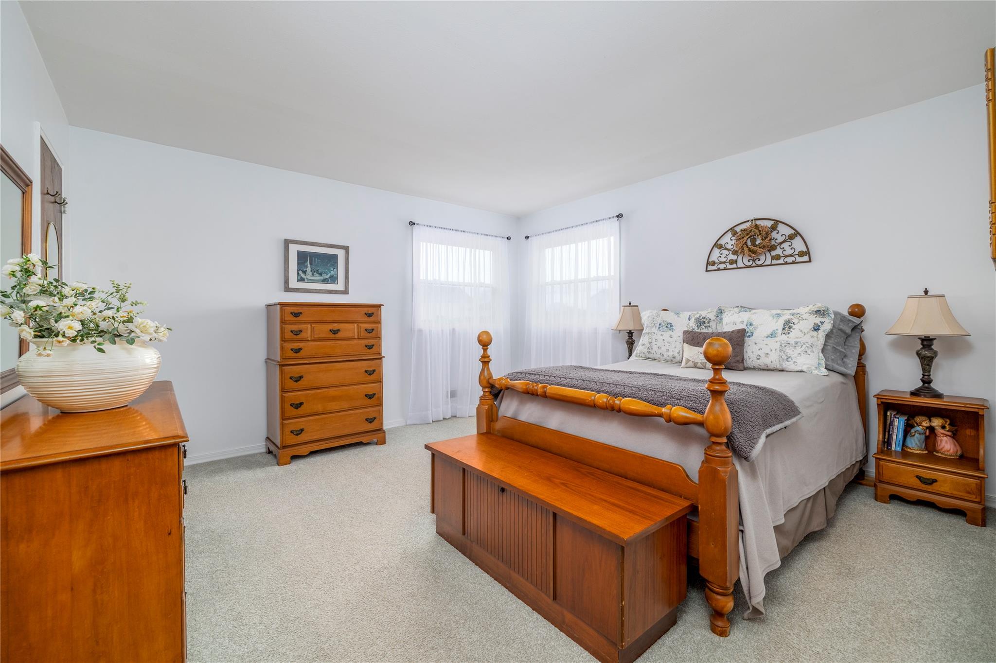 #12 photo, 465 Nassau Avenue, Freeport , NY 11520