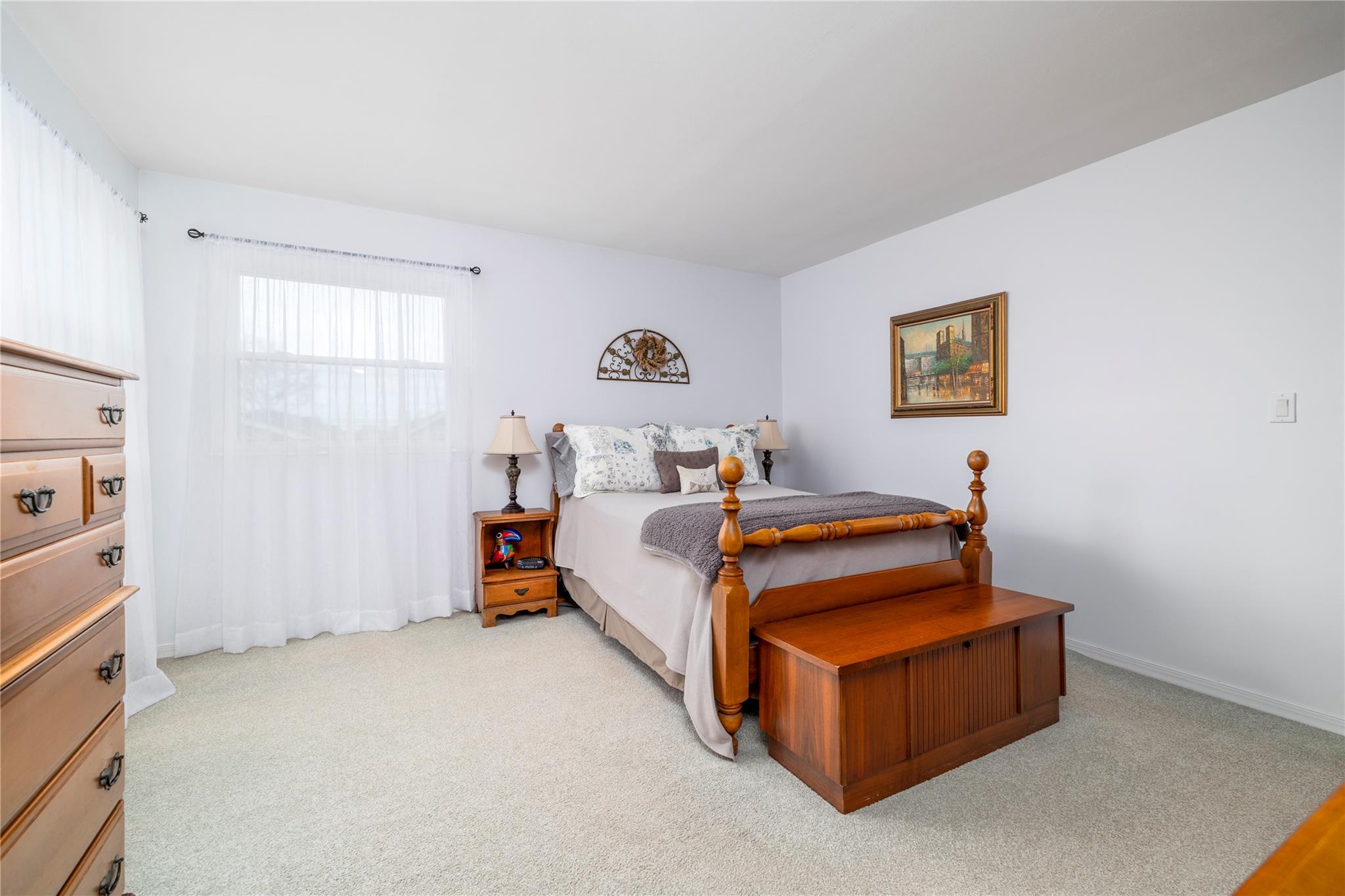 #13 photo, 465 Nassau Avenue, Freeport , NY 11520