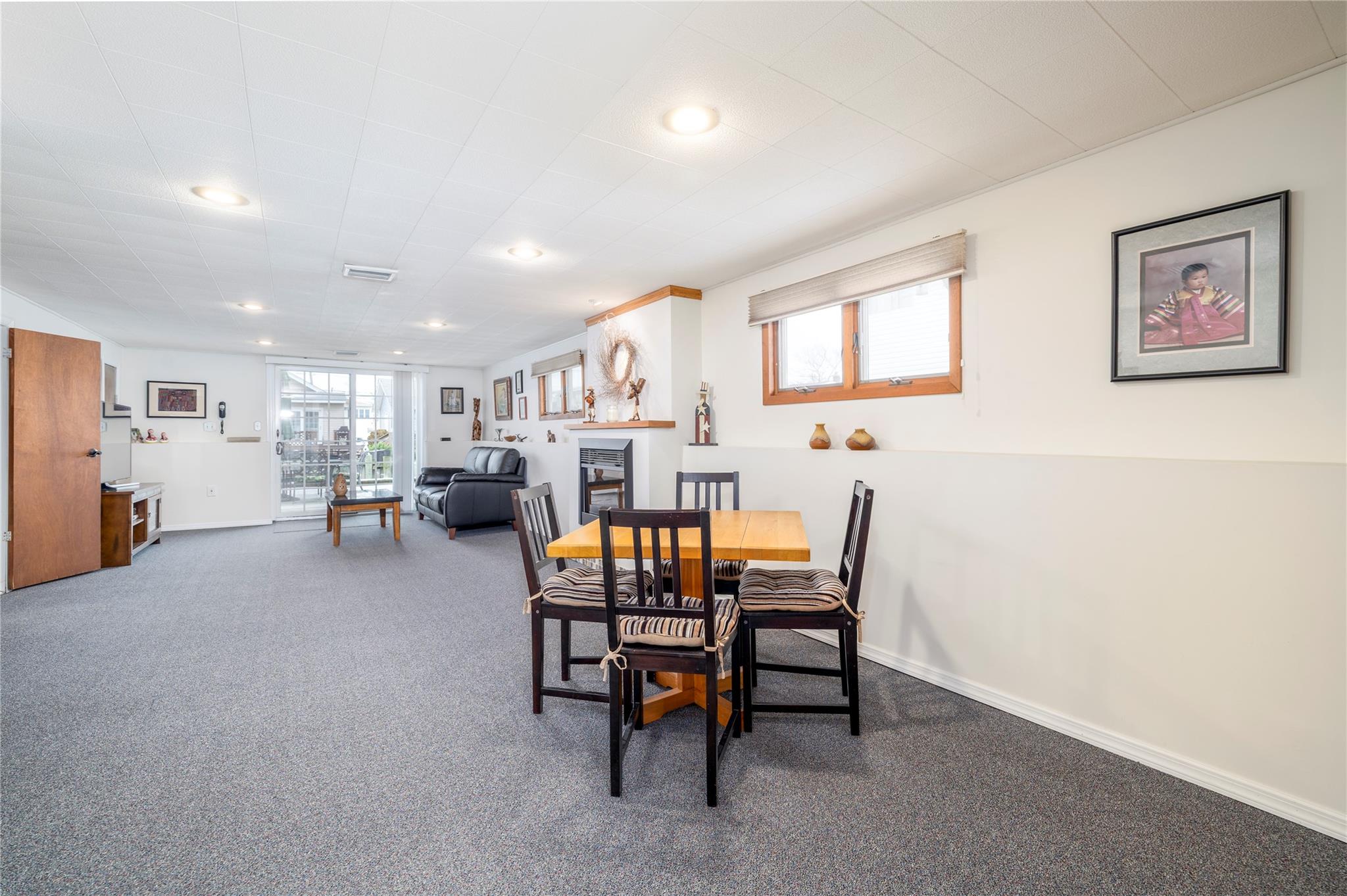 #16 photo, 465 Nassau Avenue, Freeport , NY 11520