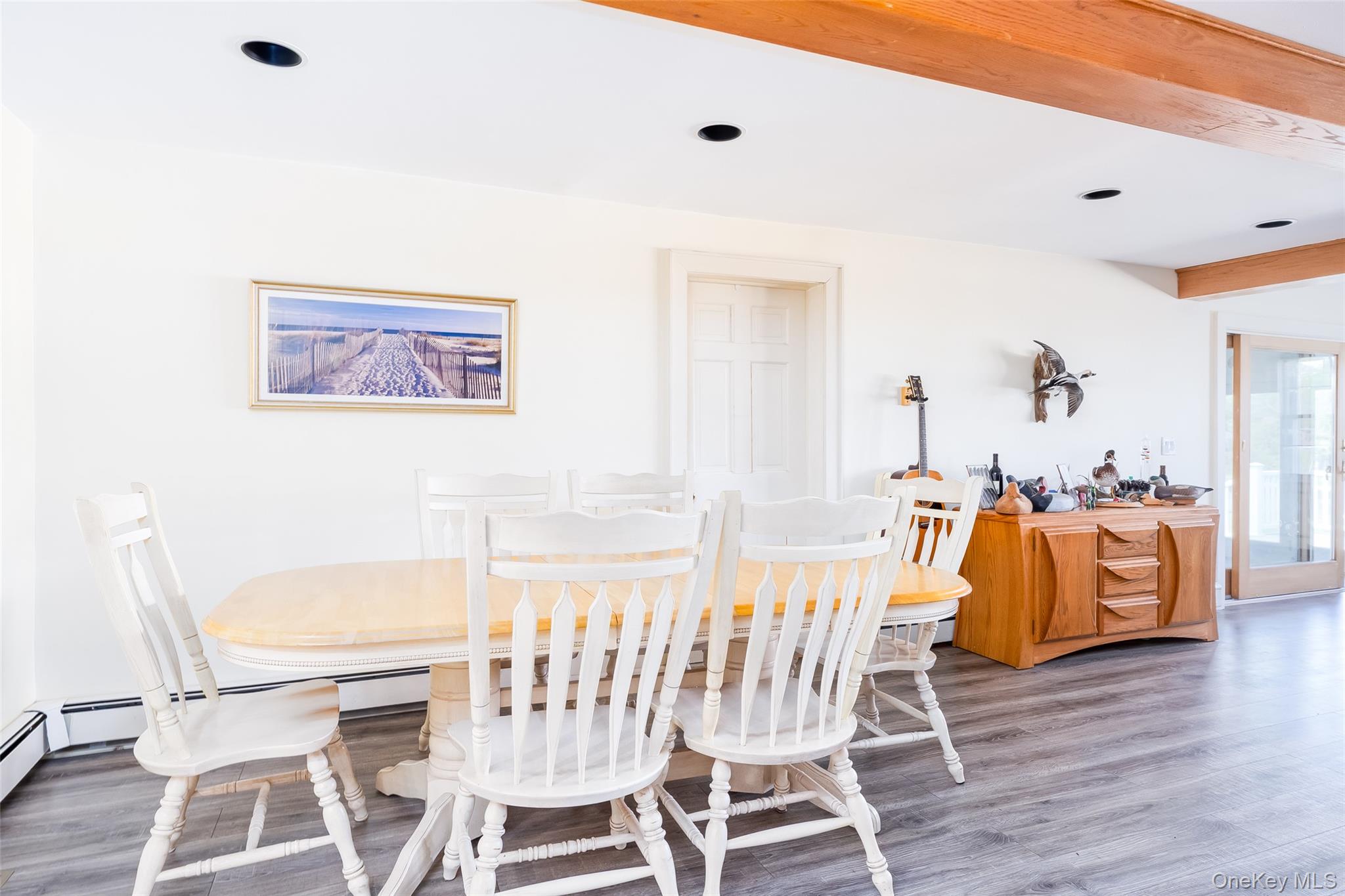 #13 photo, 60A Union Avenue, サフォーク郡 Center Moriches , NY 11934