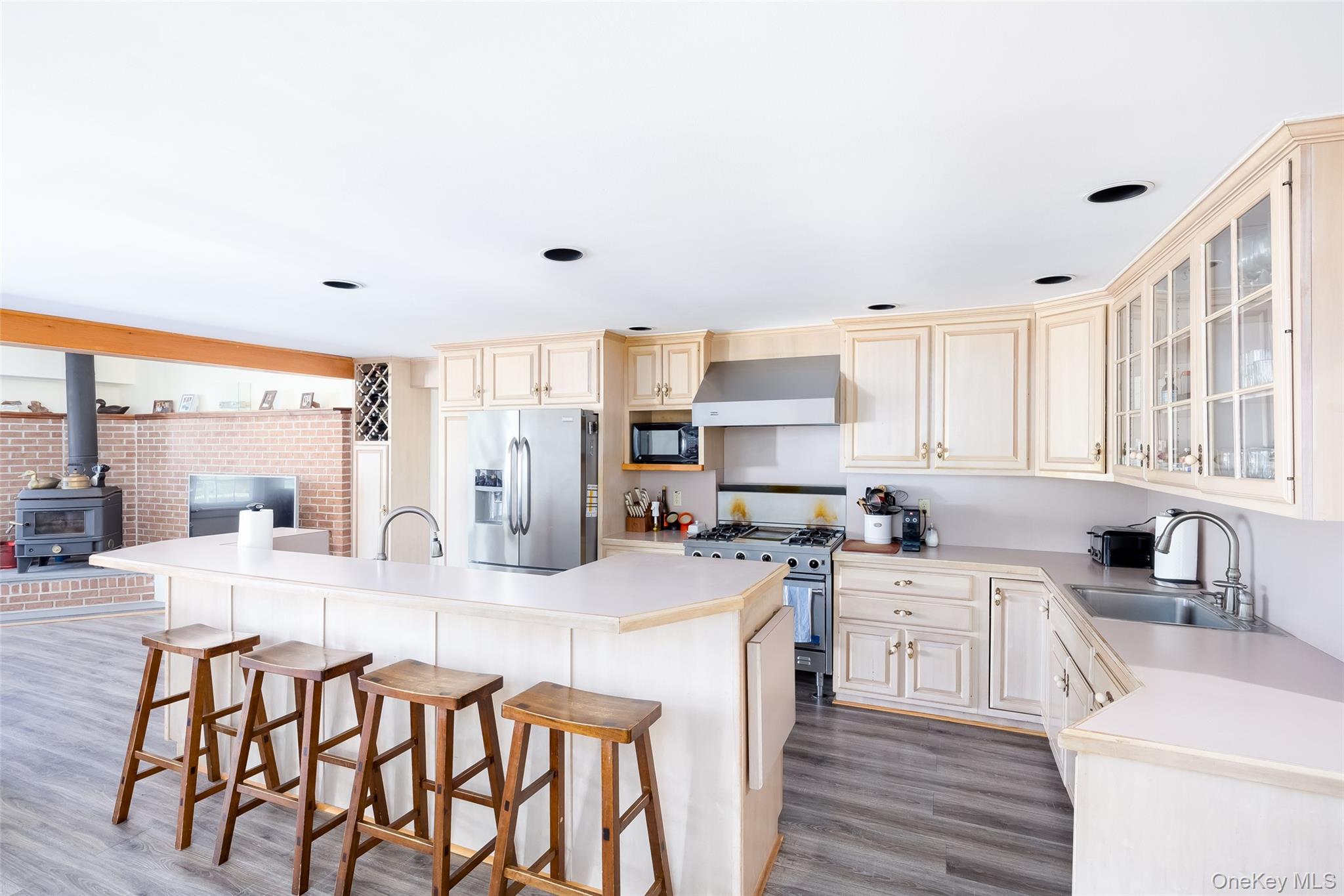 #4 photo, 60A Union Avenue, サフォーク郡 Center Moriches , NY 11934