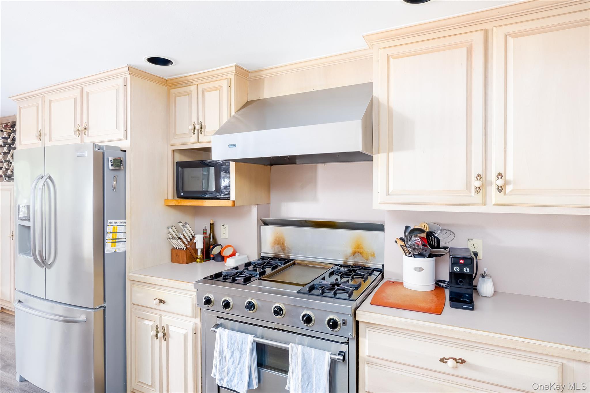 #5 photo, 60A Union Avenue, サフォーク郡 Center Moriches , NY 11934