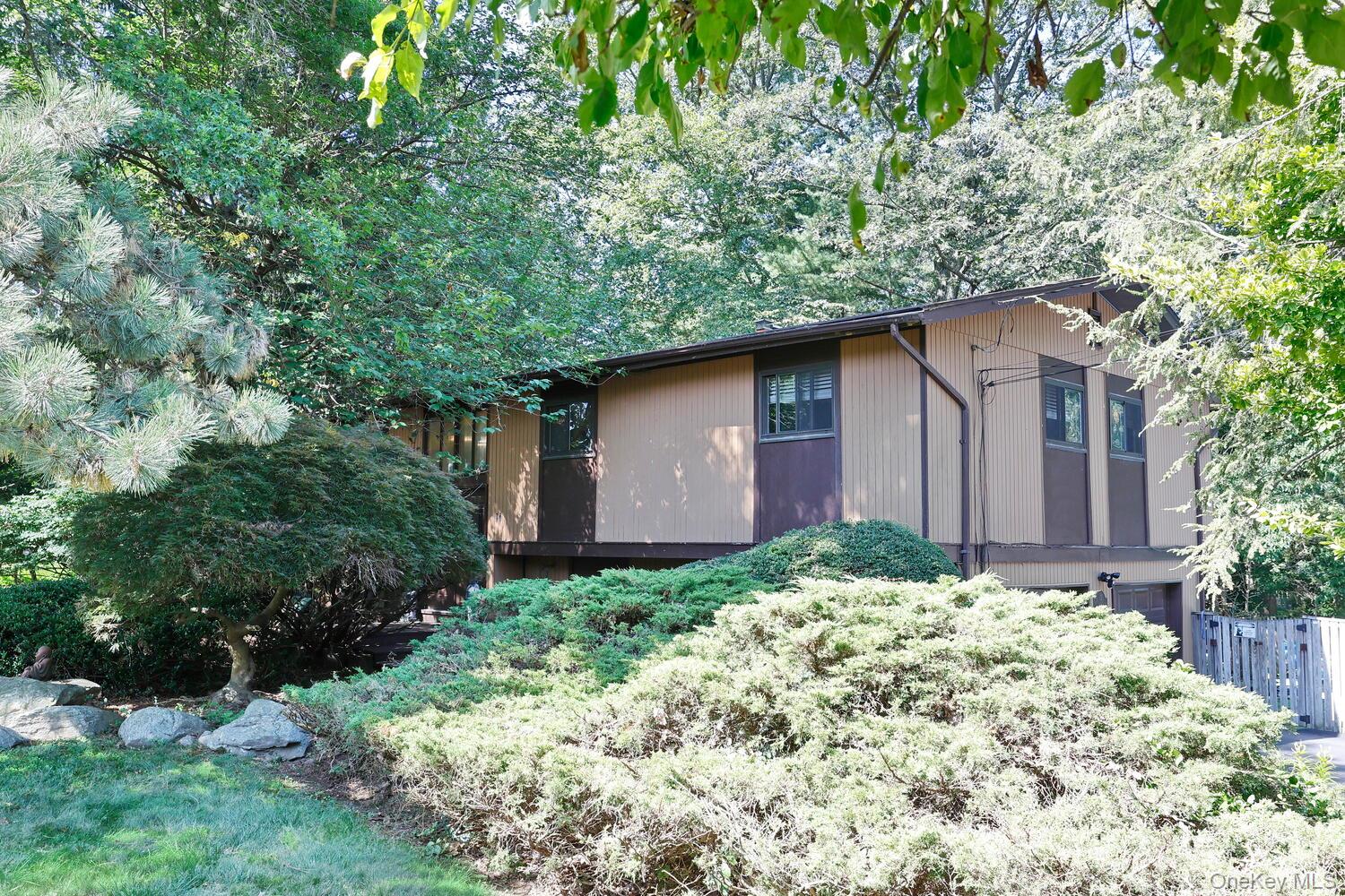 #2 photo, 15 Highland Avenue, Chestnut Ridge , NY 10977