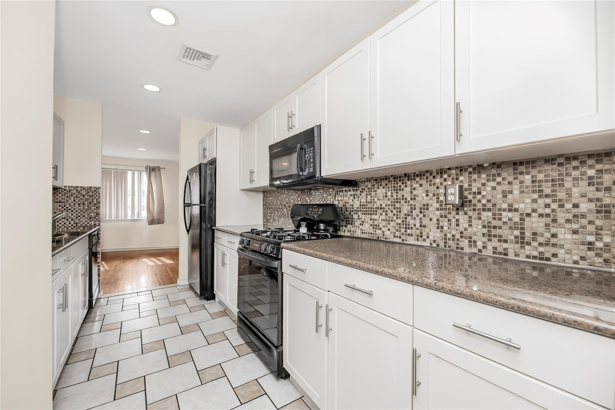 #13 photo, 114 Outlook Avenue, 布朗士 Bronx , NY 10465