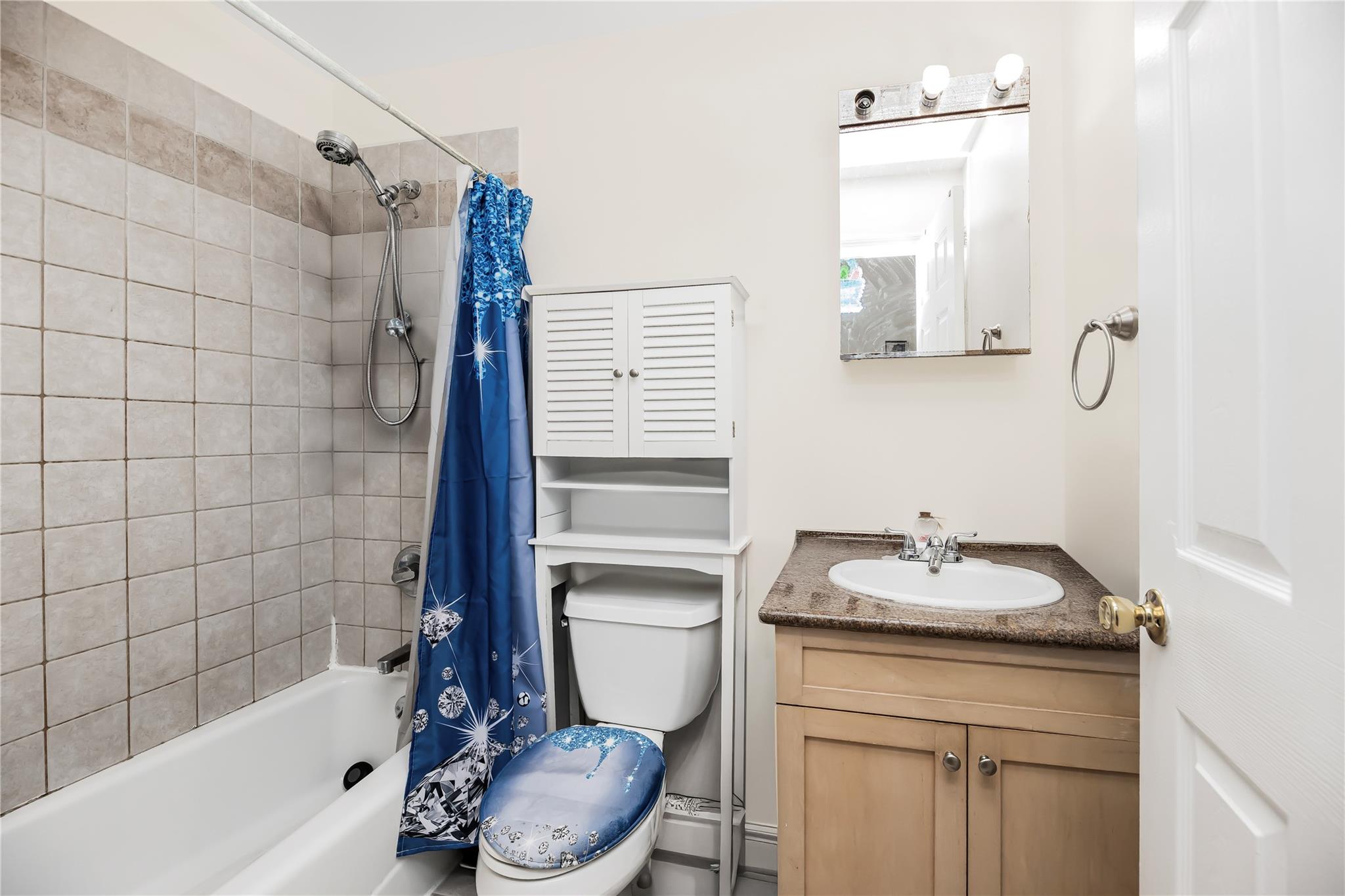 #8 photo, 114 Outlook Avenue, 布朗士 Bronx , NY 10465