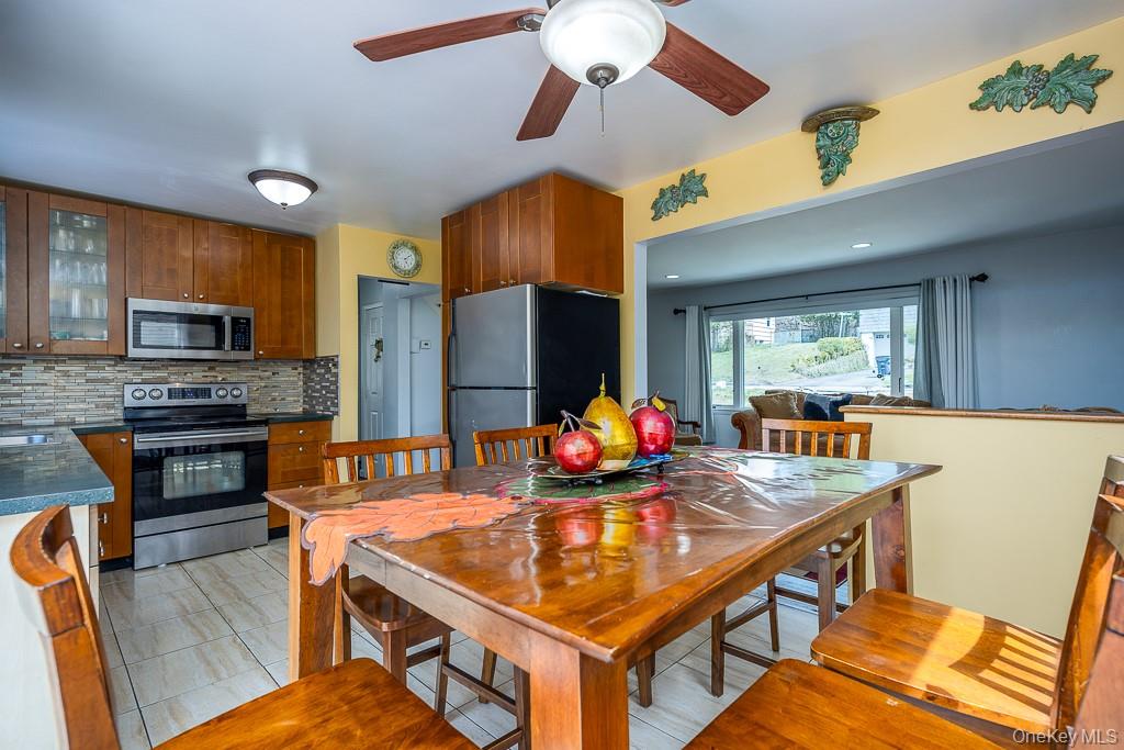 #17 photo, 9 Durham Road, White Plains , NY 10607