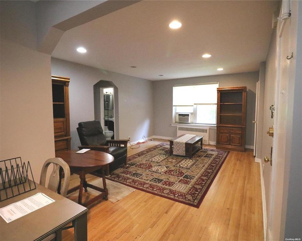 #7 photo, 35-14 Clearview Expressway, Bayside , NY 11361