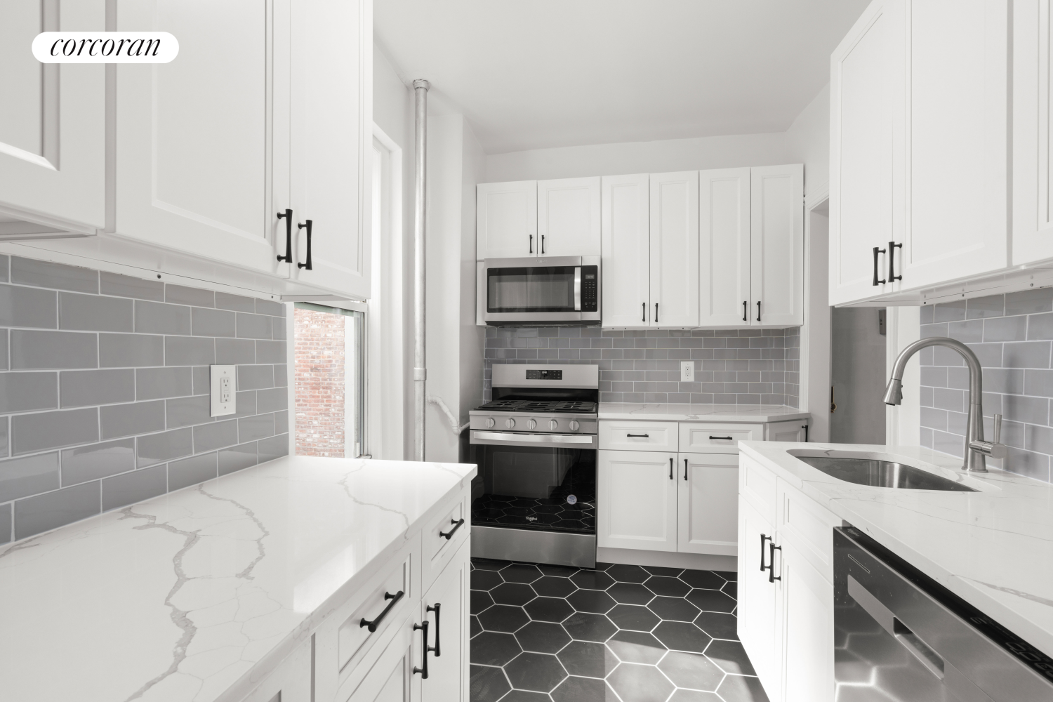 #4 photo, 720 W 173RD Street, マンハッタン Washington Heights , NY 10032