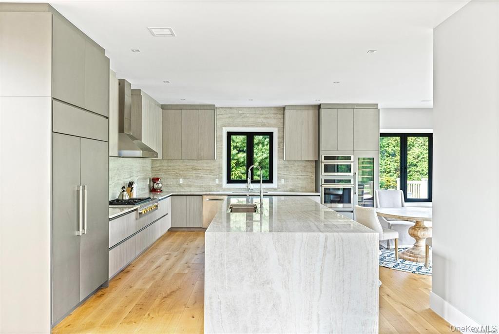 #9 photo, 276 N Main Street, サフォーク郡 Southampton , NY 11968