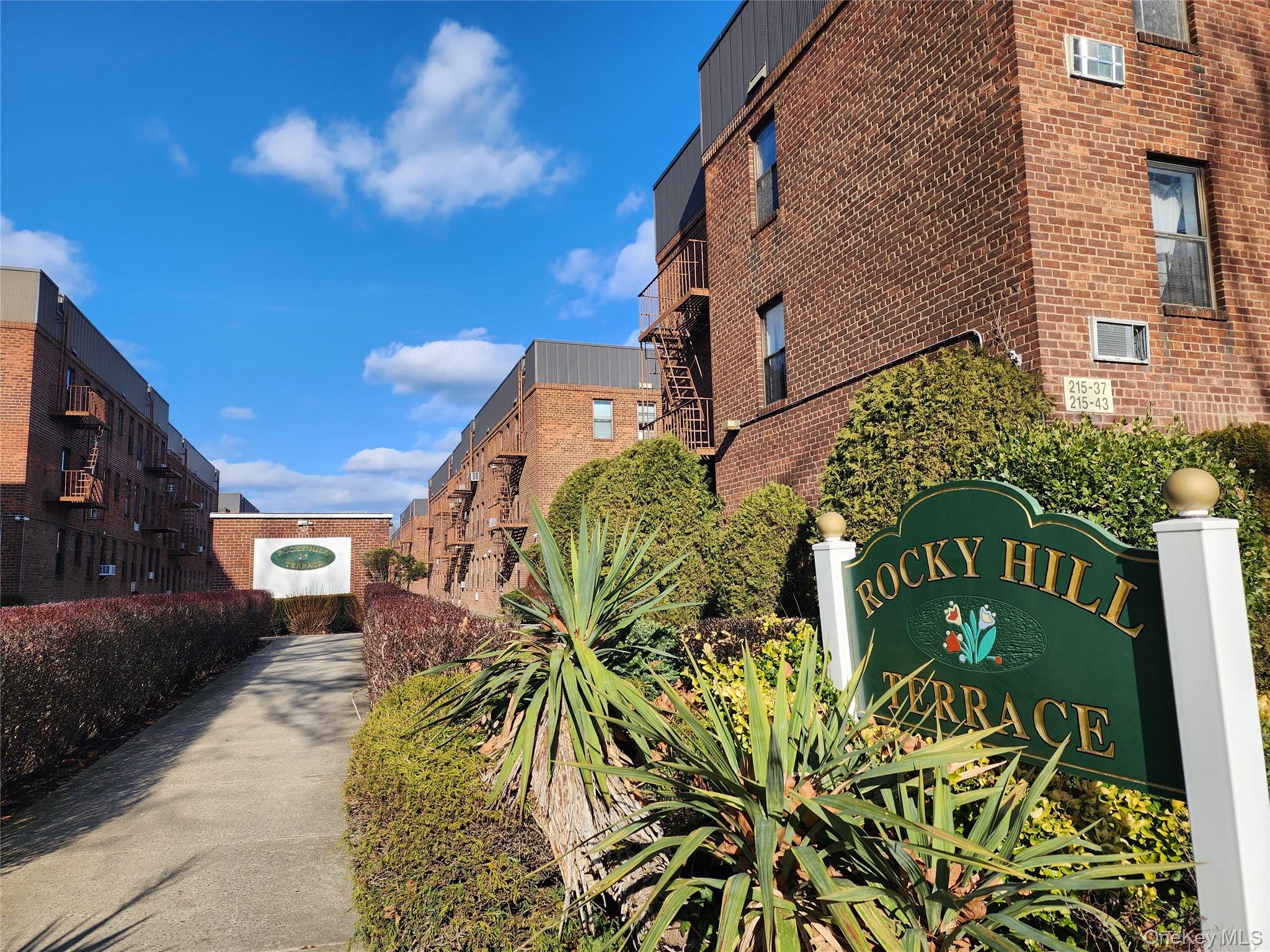 #2 photo, 215-43 48th Avenue, クイーンズ区 Bayside , NY 11364