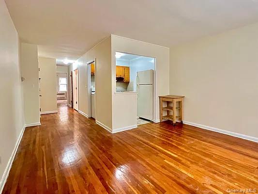 #2 photo, 42-23 68 Street, クイーンズ区 Woodside , NY 11377