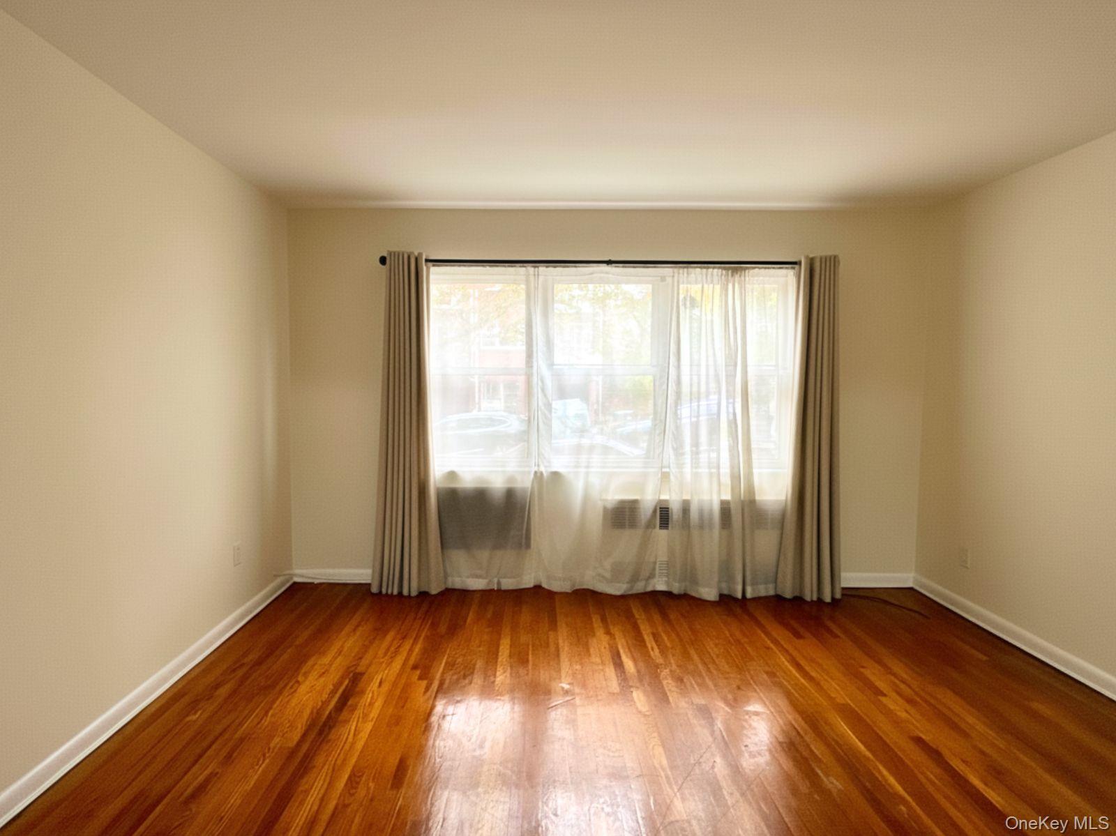 #20 photo, 42-23 68 Street, Woodside , NY 11377