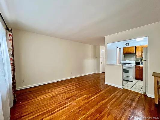 #3 photo, 42-23 68 Street, クイーンズ区 Woodside , NY 11377