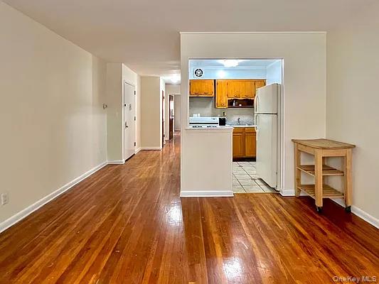 #4 photo, 42-23 68 Street, クイーンズ区 Woodside , NY 11377