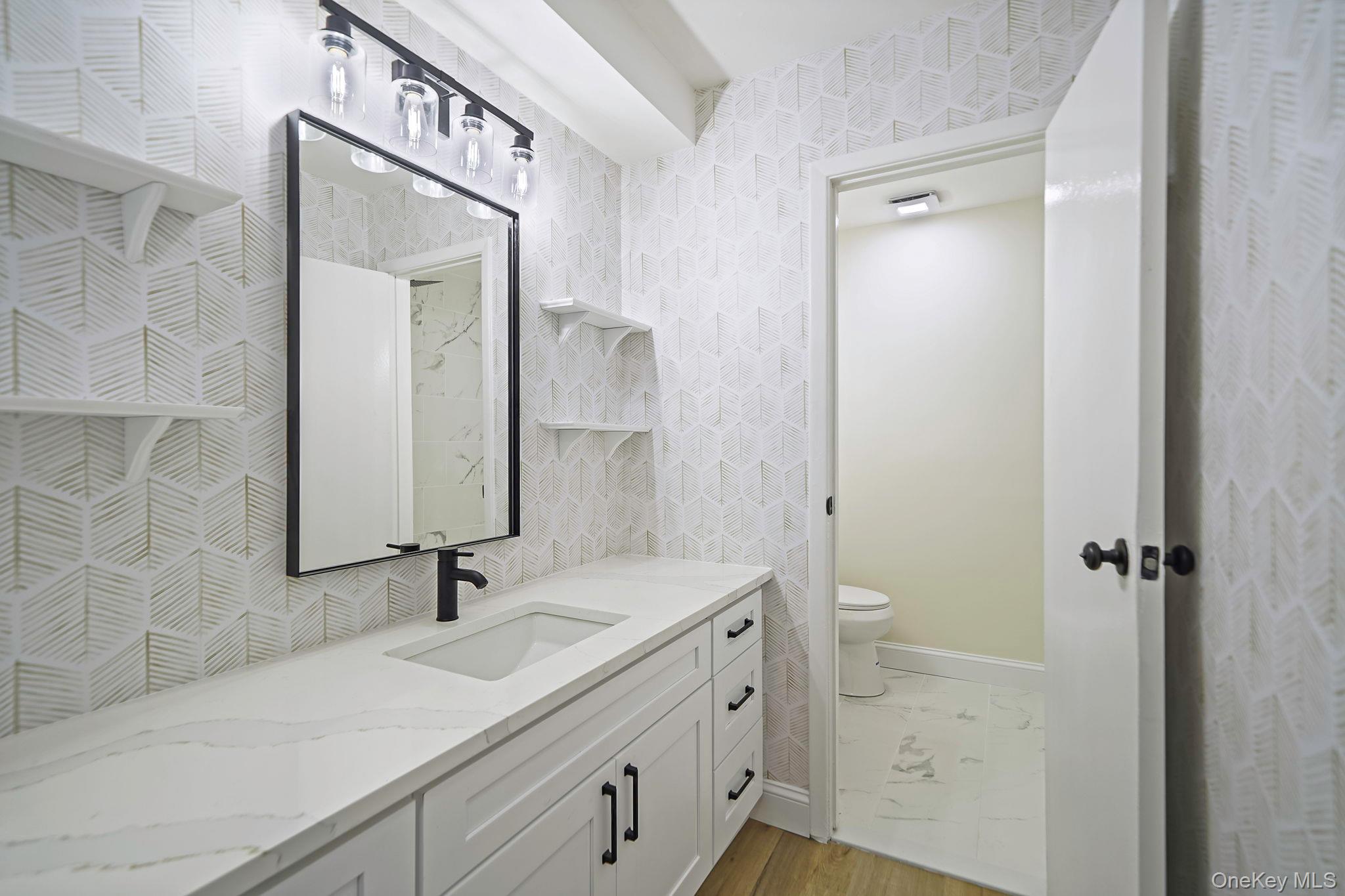 #12 photo, 51 Pointe Circle, サフォーク郡 Coram , NY 11727