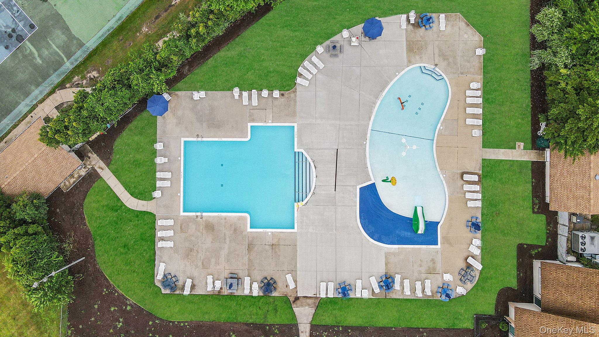 #18 photo, 51 Pointe Circle, サフォーク郡 Coram , NY 11727