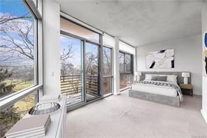 #5 photo, 250 S Central Avenue, Hartsdale , NY 10530