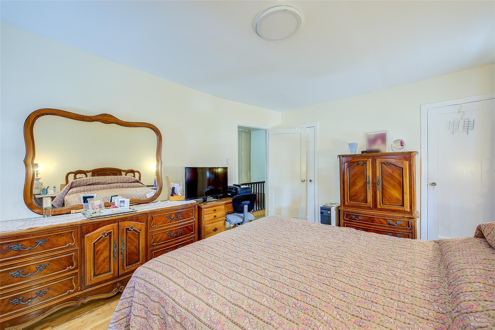 #17 photo, 225-54 Murdock Avenue, كوينز Queens Village , NY 11429