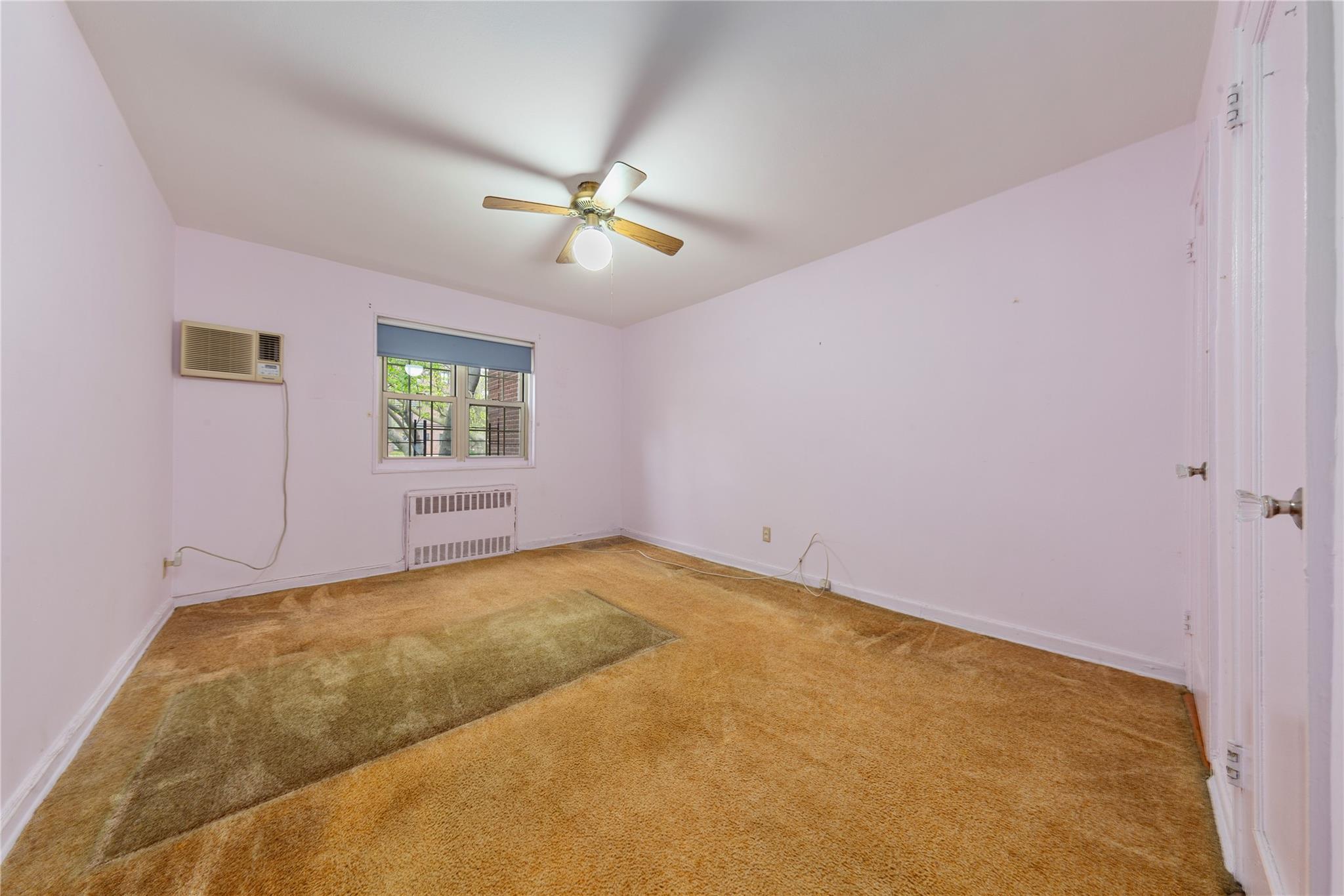 #5 photo, 213-15 73rd Avenue, কুইন্‌স Oakland Gardens , NY 11364