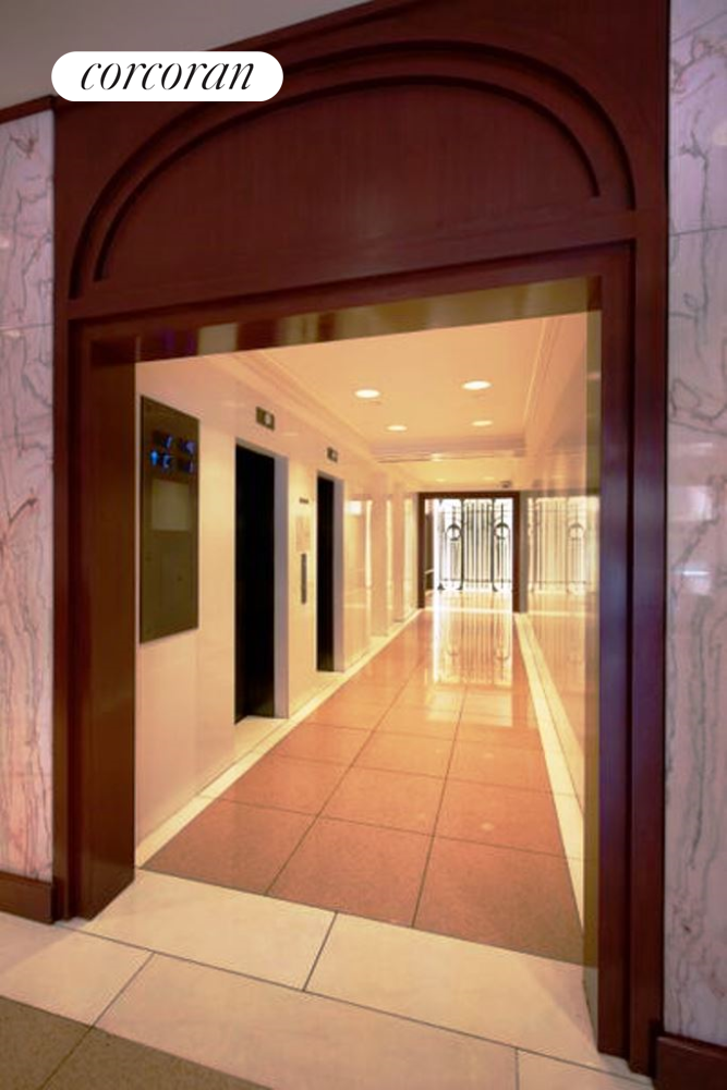 #10 photo, New York City, マンハッタン Lenox Hill , NY 10065