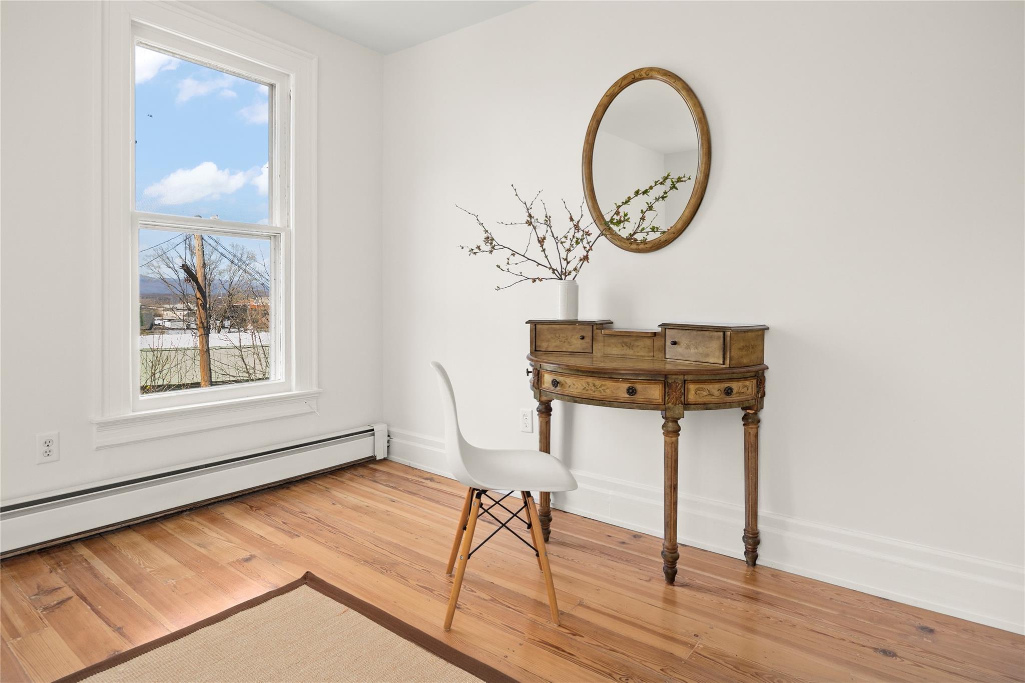 #16 photo, 7 McKinstry Place, Hudson , NY 12534