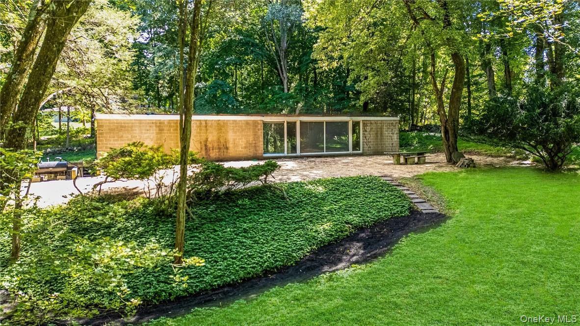 #3 photo, 319 Pound Ridge Road, Bedford , NY 10506