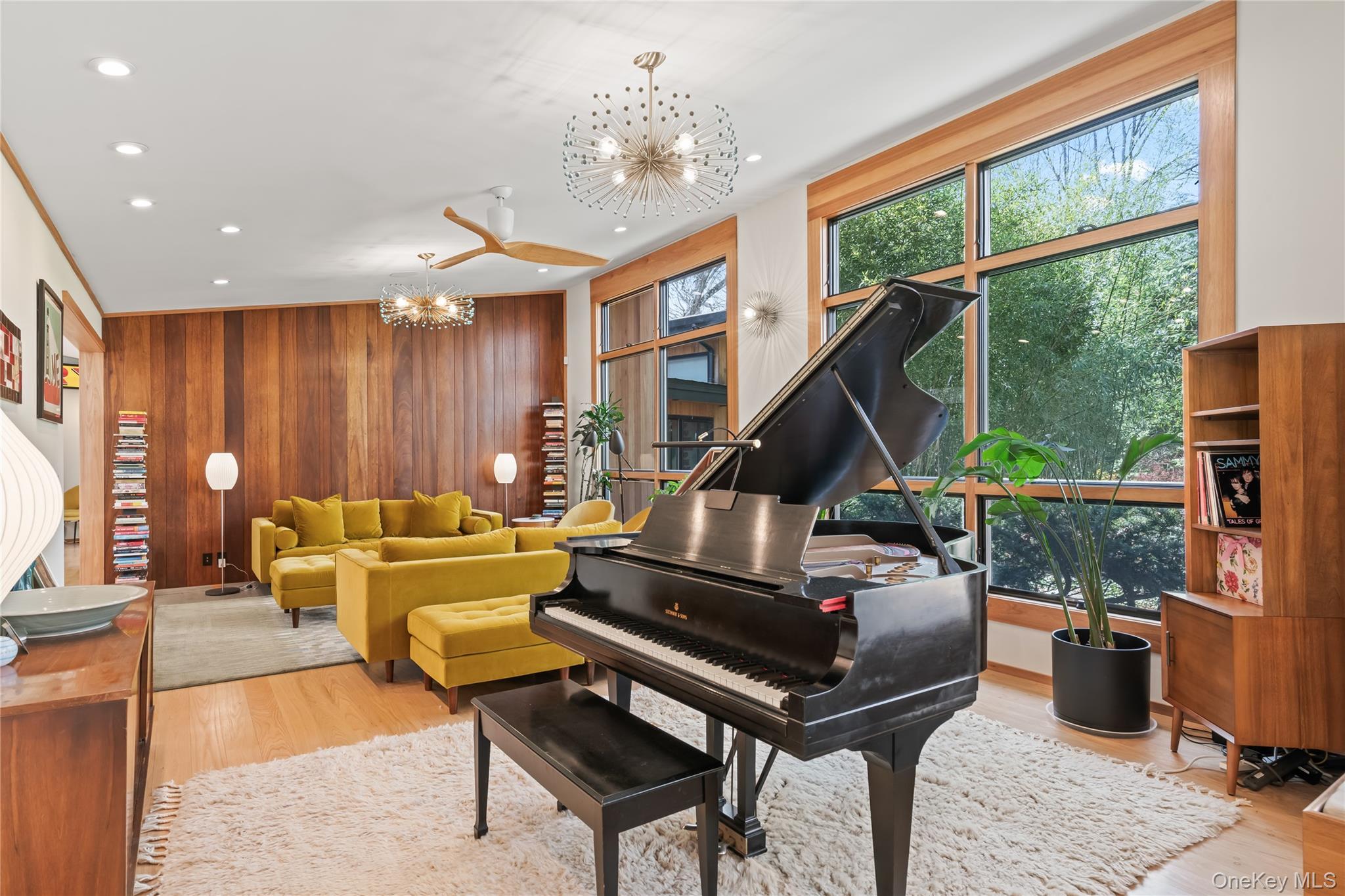 #4 photo, 14 Tall Tree Court, Cold Spring Harbor , NY 11724