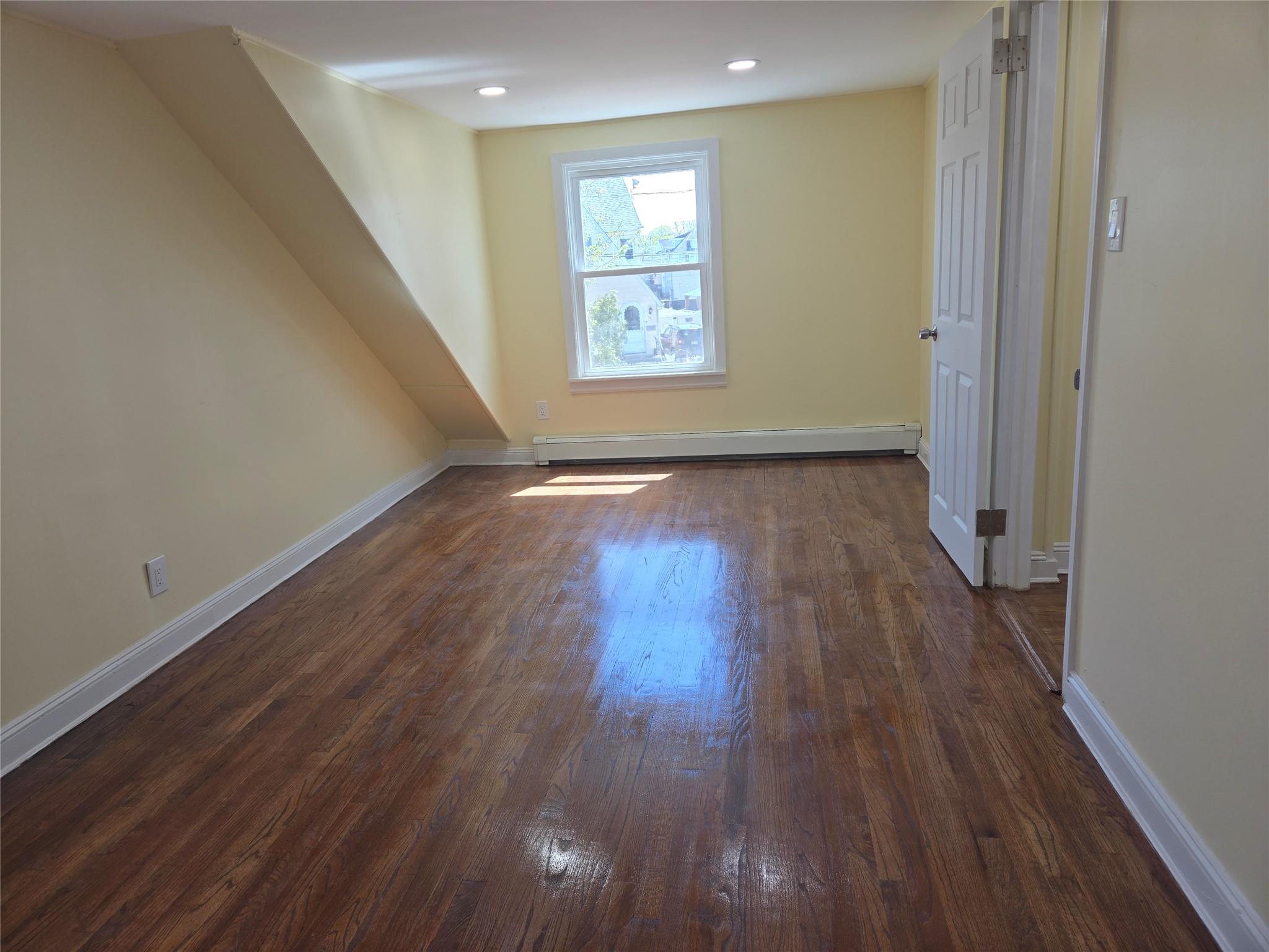 #14 photo, 179 Fairlawn Ave, West Hempstead , NY 11552