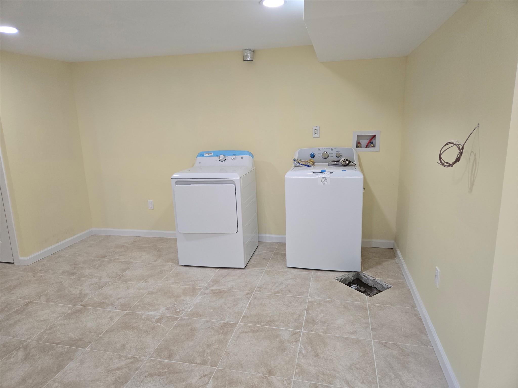 #17 photo, 179 Fairlawn Ave, West Hempstead , NY 11552