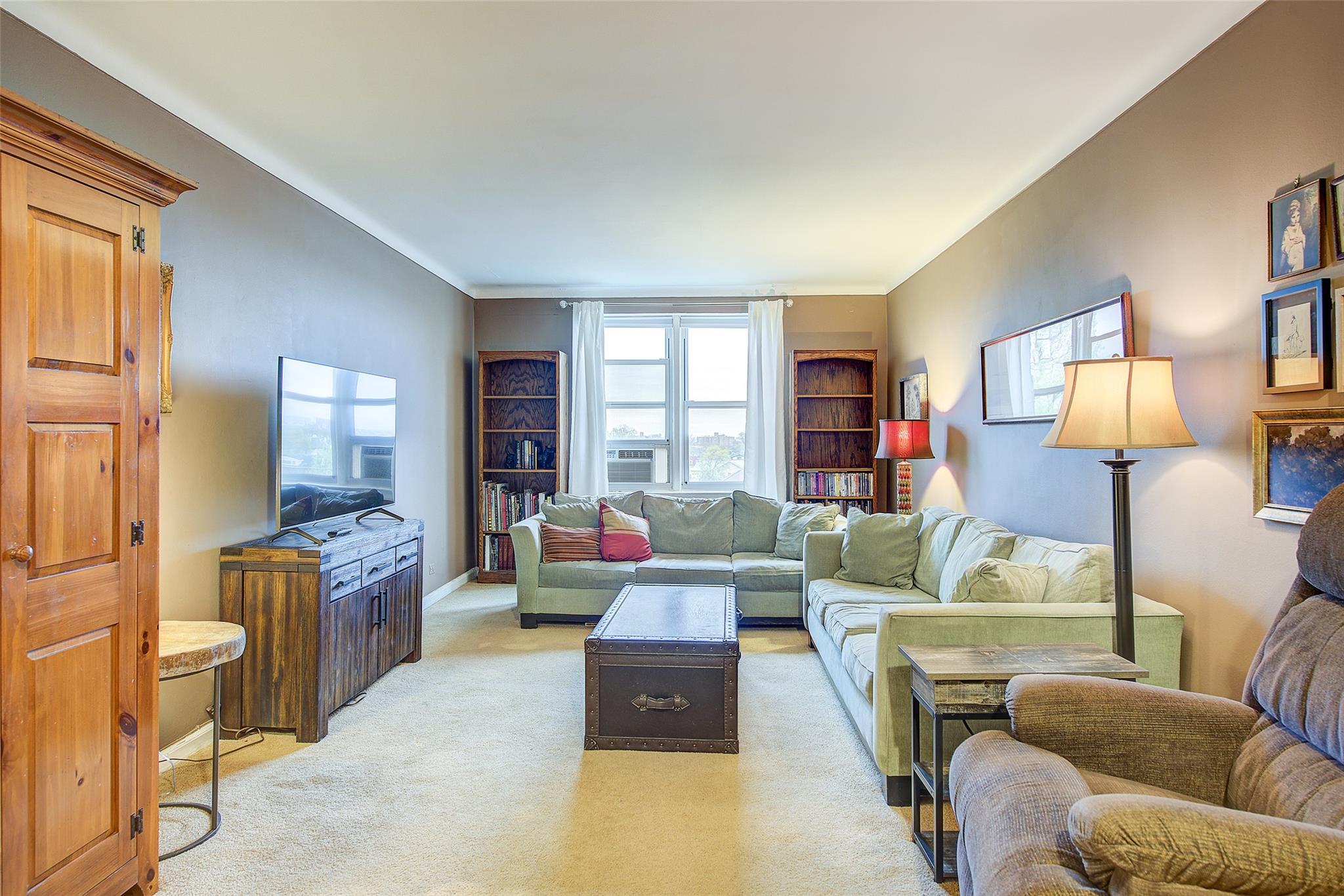 #11 photo, 110-20 71st Avenue, كوينز Forest Hills , NY 11375