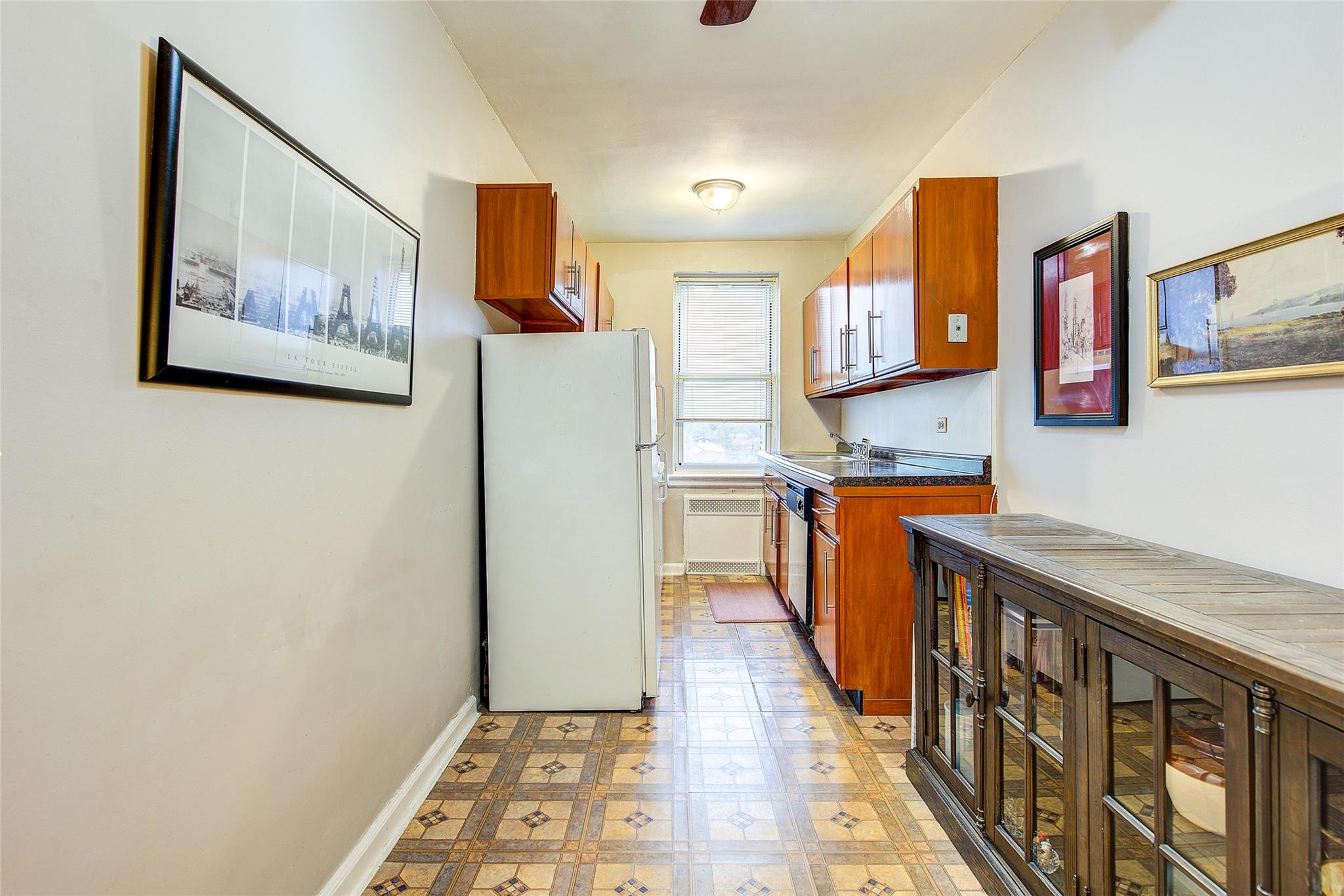 #16 photo, 110-20 71st Avenue, كوينز Forest Hills , NY 11375