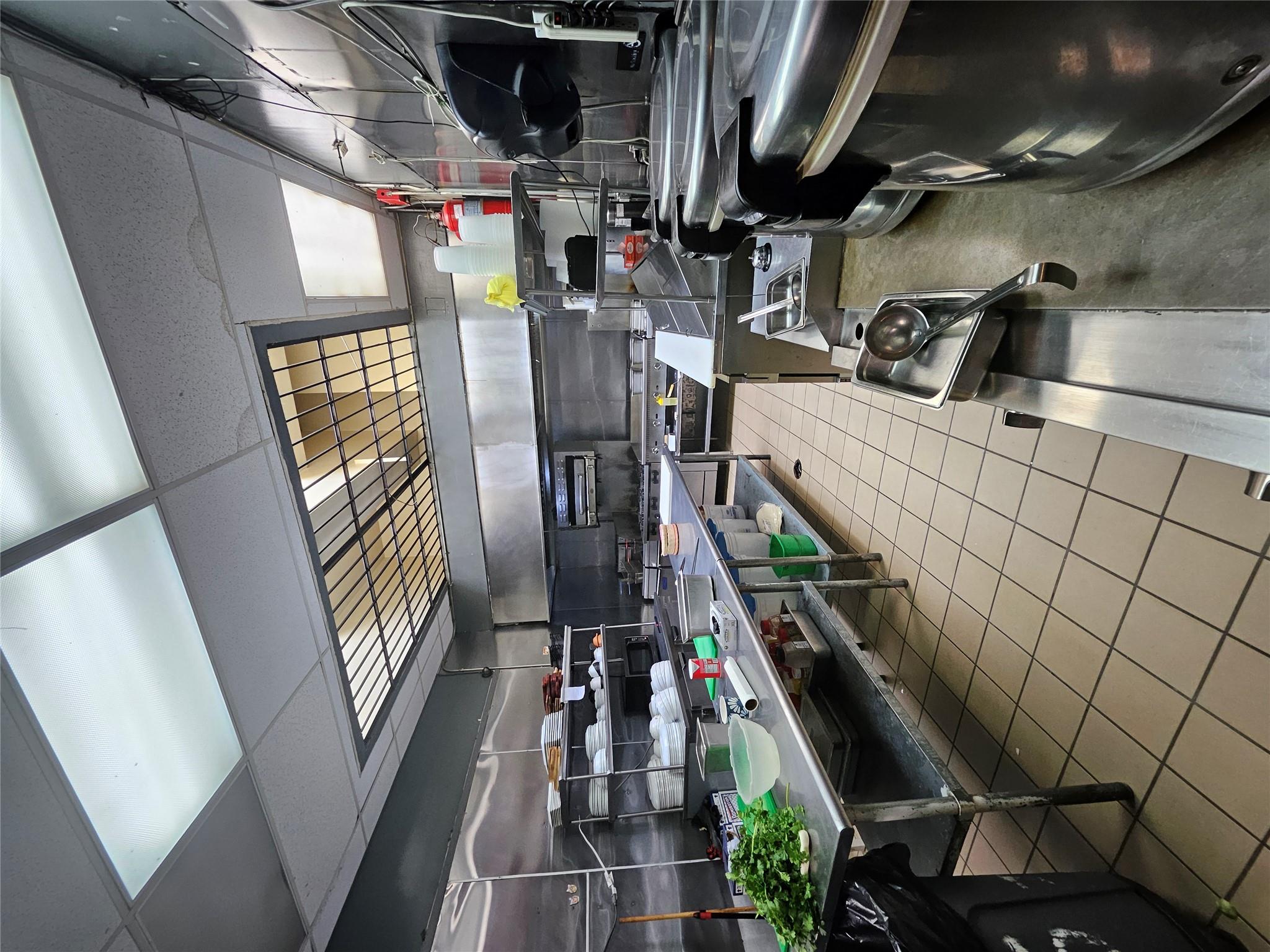 #10 photo, 816 Avenue U, ブルックリン区 Brooklyn , NY 11223