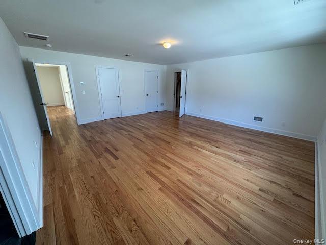 #20 photo, 5 Colonels Path, Manorville , NY 11949