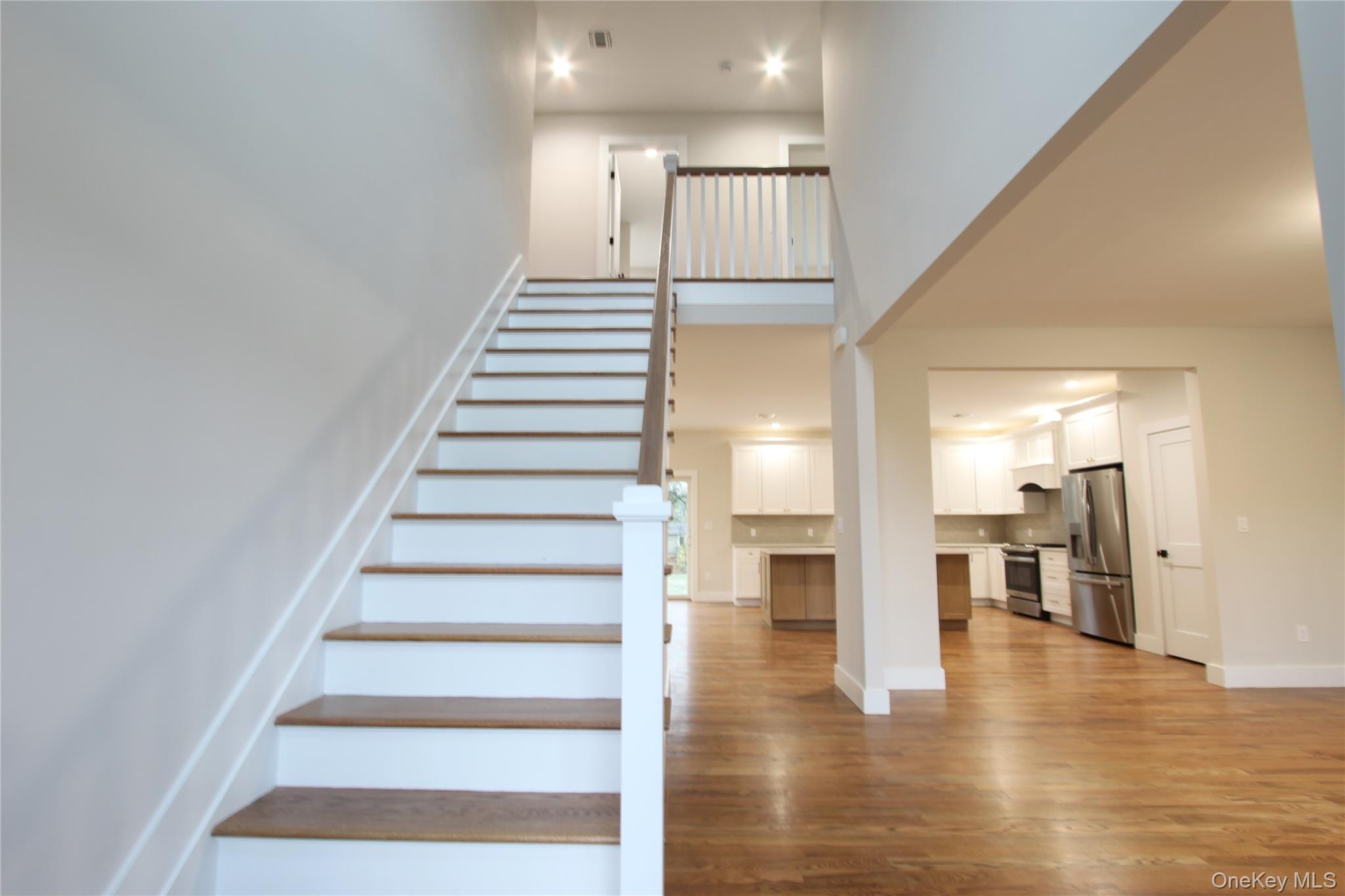 #3 photo, 5 Colonels Path, サフォーク郡 Manorville , NY 11949