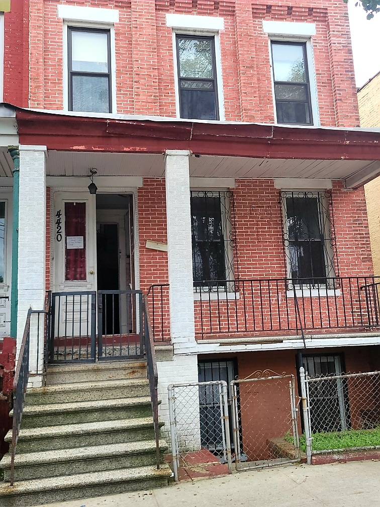 #3 photo, 4420 PARK AVENUE, Belmont , NY 10457