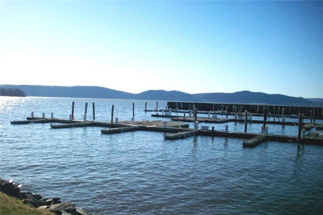 #5 photo, E-20 Half Moon Bay Marina, Croton-on-Hudson , NY 10520