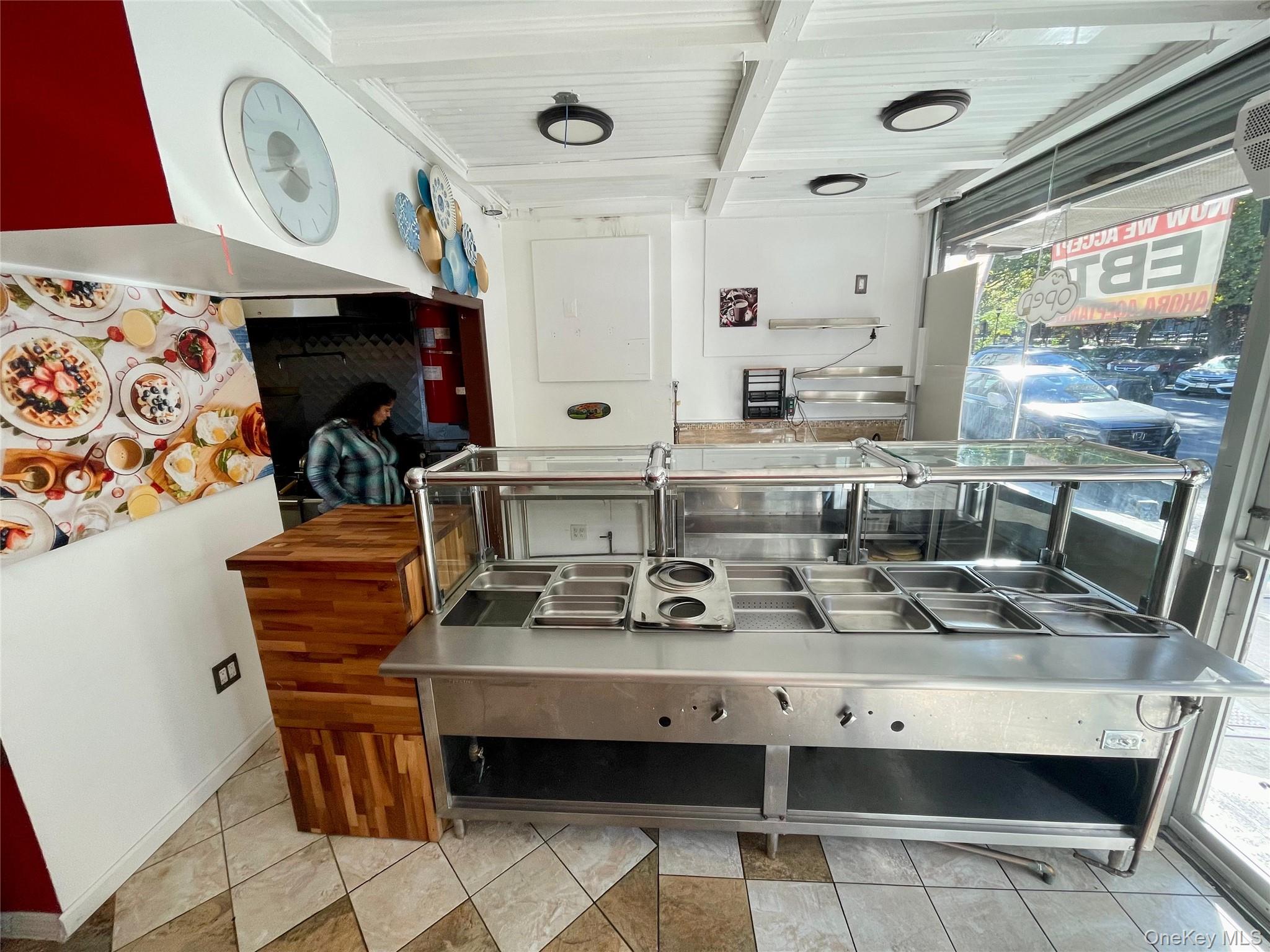 #3 photo, 726 Courtlandt Avenue, ブロンクス区 Bronx , NY 10451