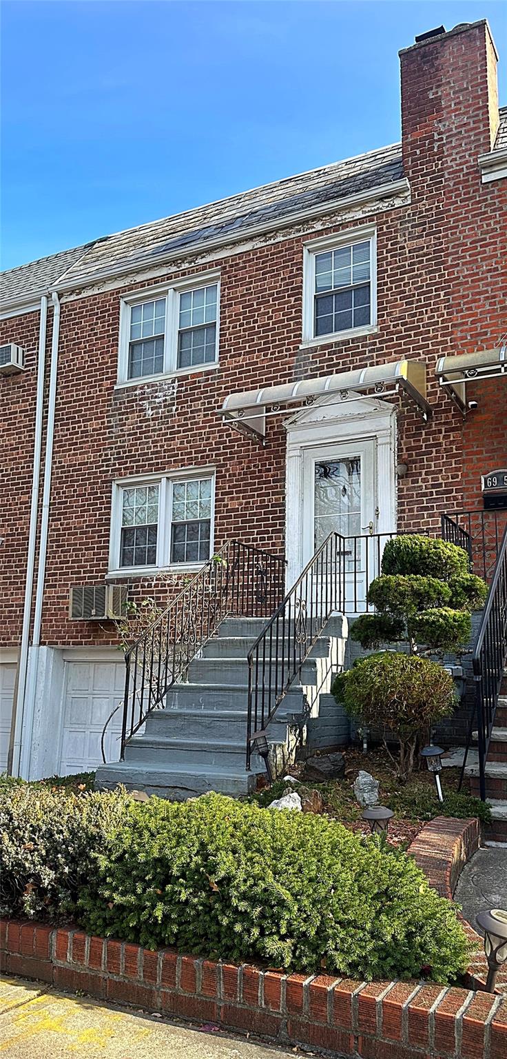 #2 photo, 6957 197th Street, كوينز Fresh Meadows , NY 11365