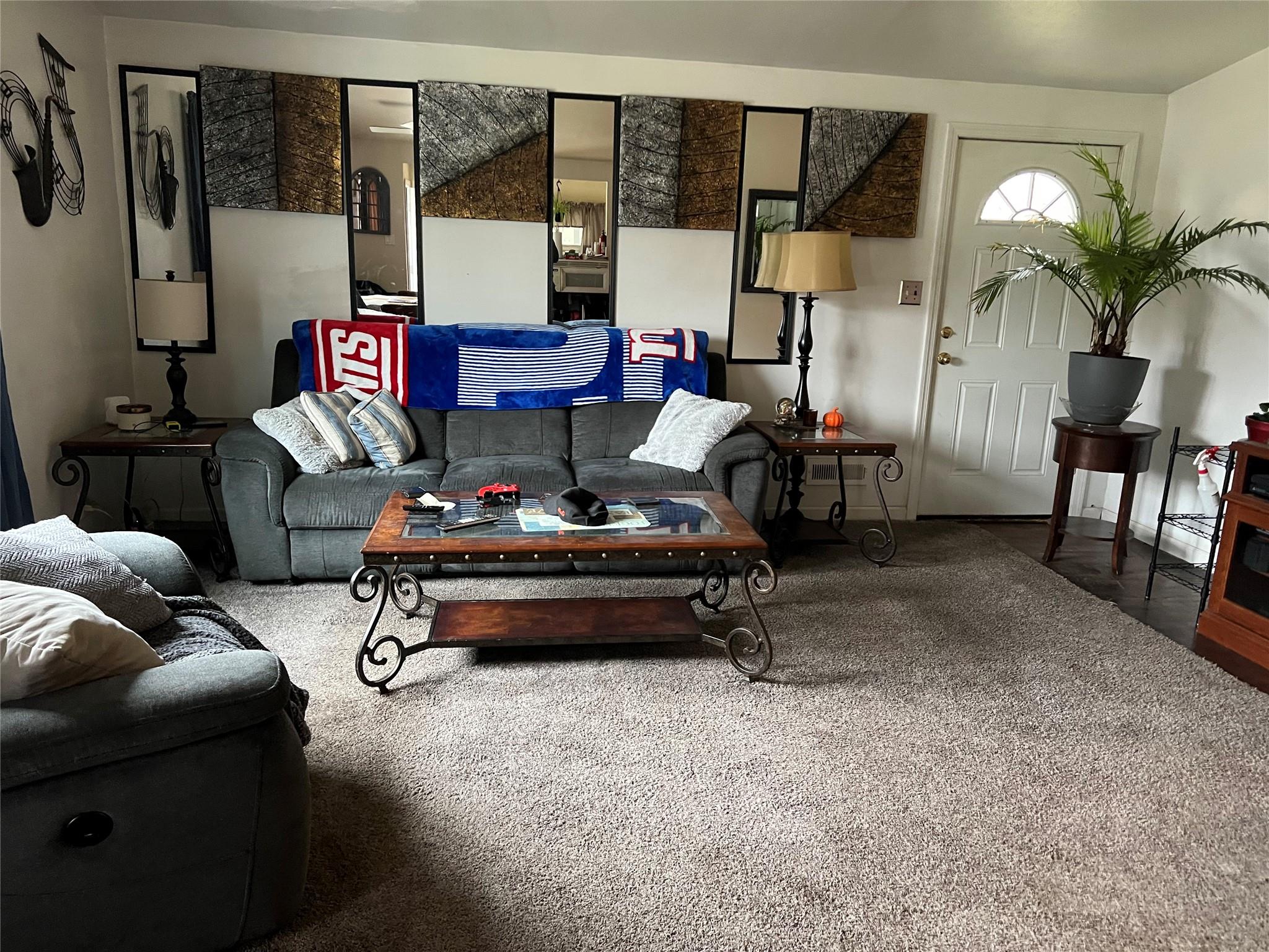 #6 photo, 76 Samuel Street, サフォーク郡 Ronkonkoma , NY 11779