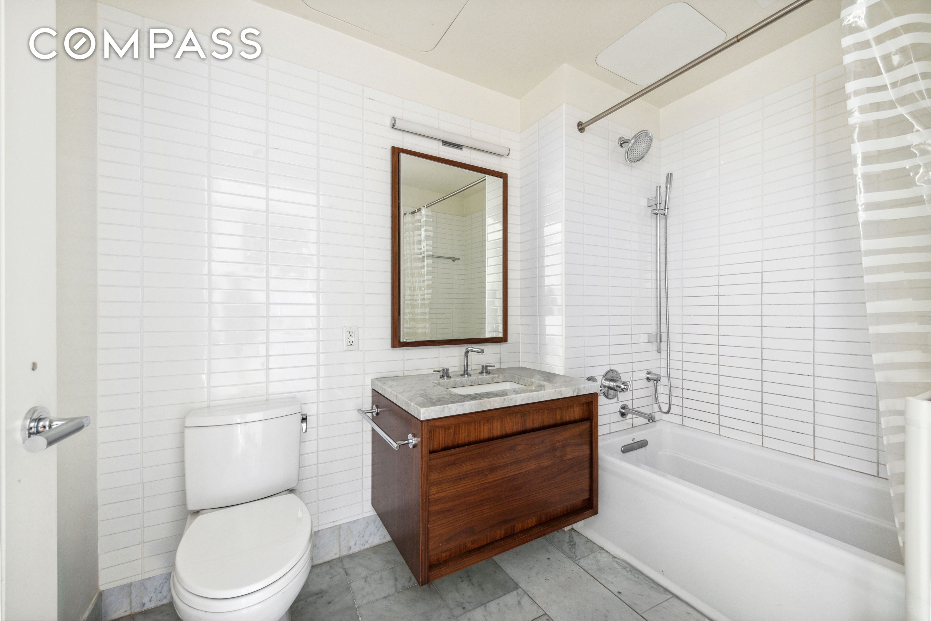 #4 photo, 550 Vanderbilt Avenue, ブルックリン区 Prospect Heights , NY 11238