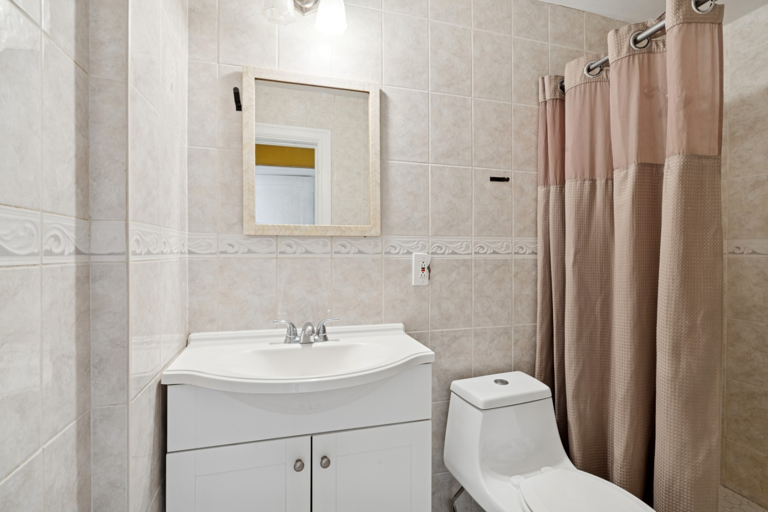 #10 photo, 1197 TODT HILL Road, スタテンアイランド New York City , NY 10304