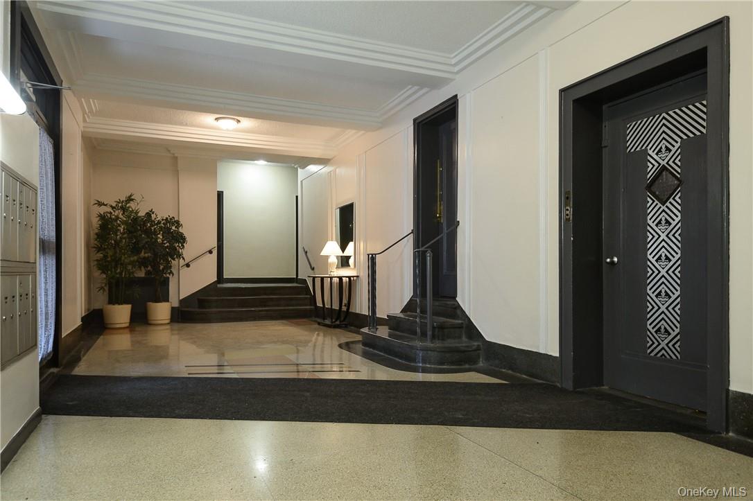 #10 photo, 2962 Decatur Avenue, ブロンクス区 Bronx , NY 10458