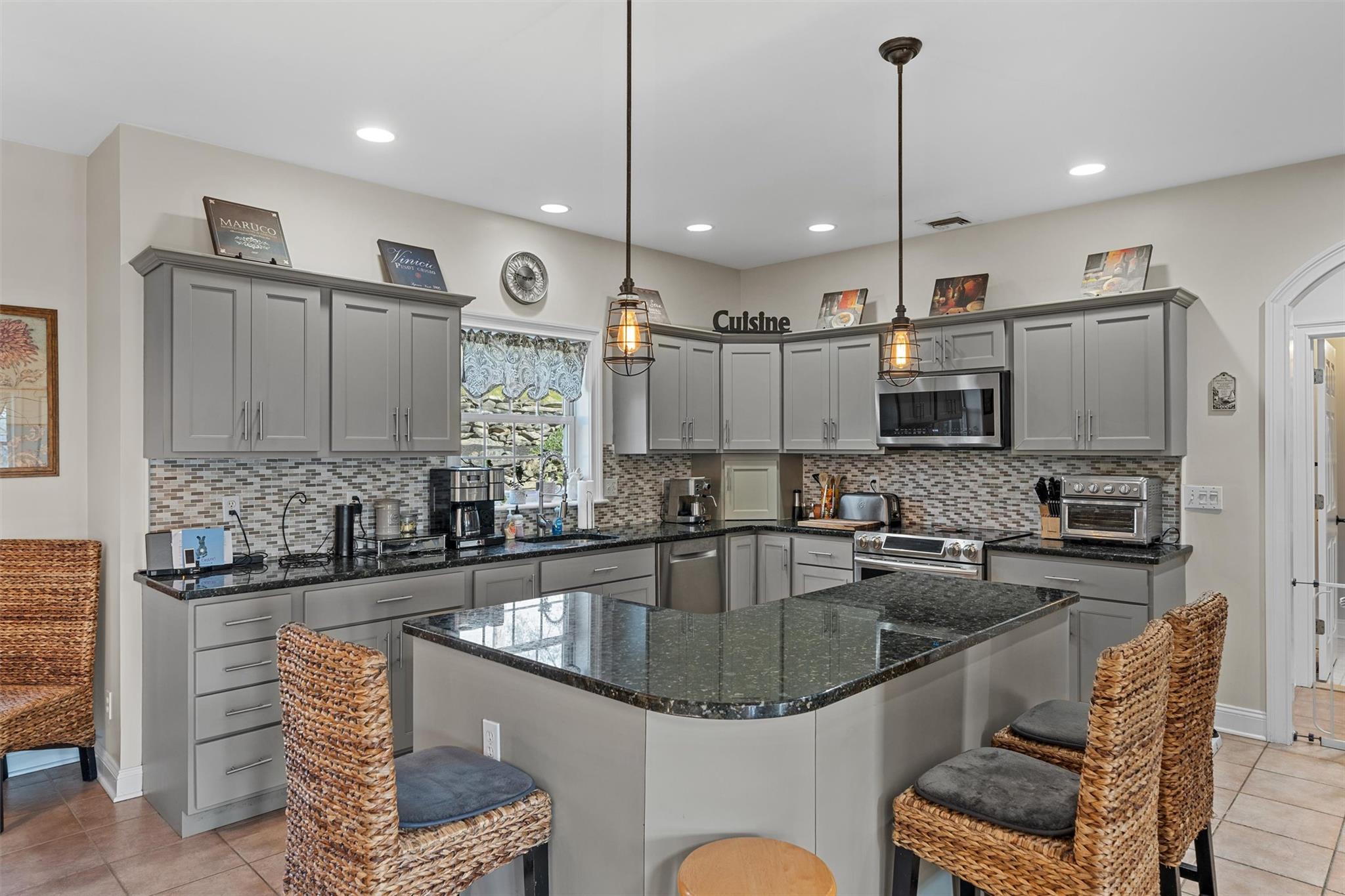 #17 photo, 6 Fountayne Court, Washingtonville , NY 10992