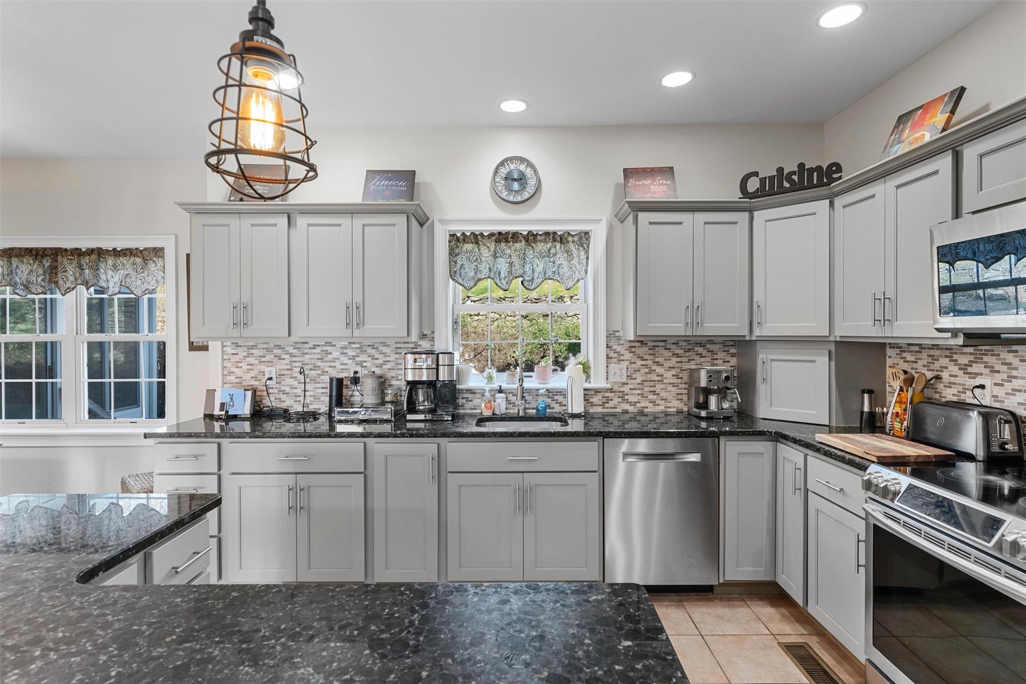 #20 photo, 6 Fountayne Court, Washingtonville , NY 10992