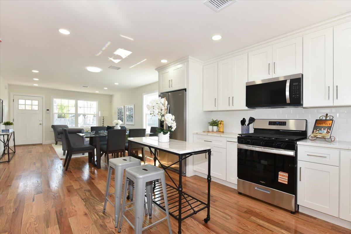 #10 photo, 53 Hewlett Street, ナッソー郡 Hempstead , NY 11550