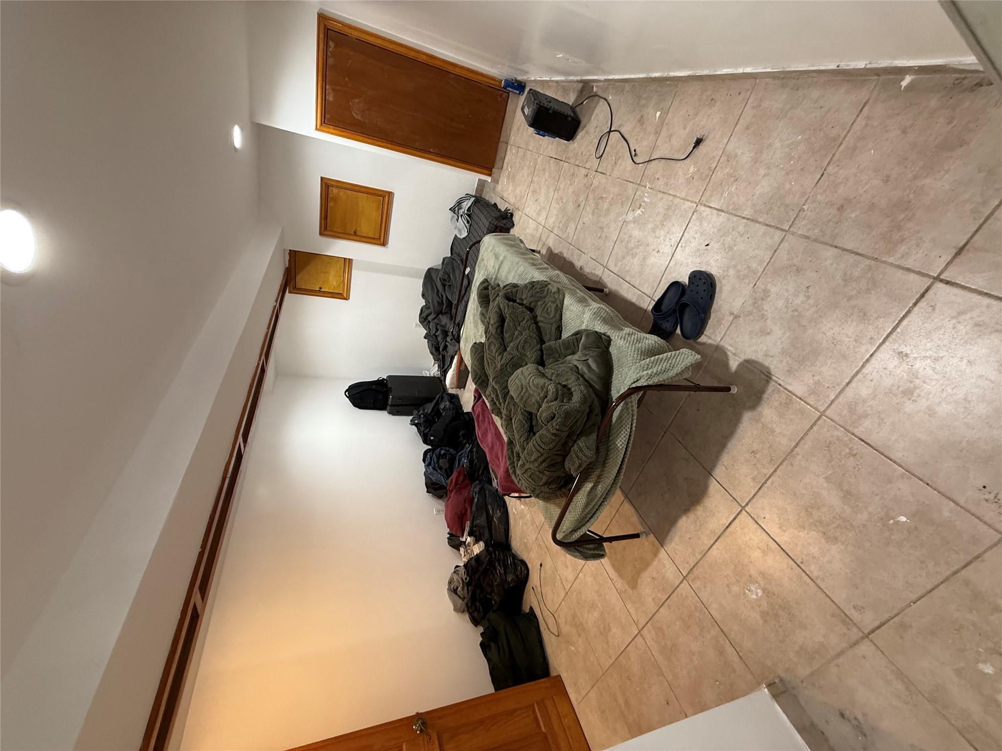 #17 photo, 126-02 150th ave, クイーンズ区 South Ozone Park , NY 11420